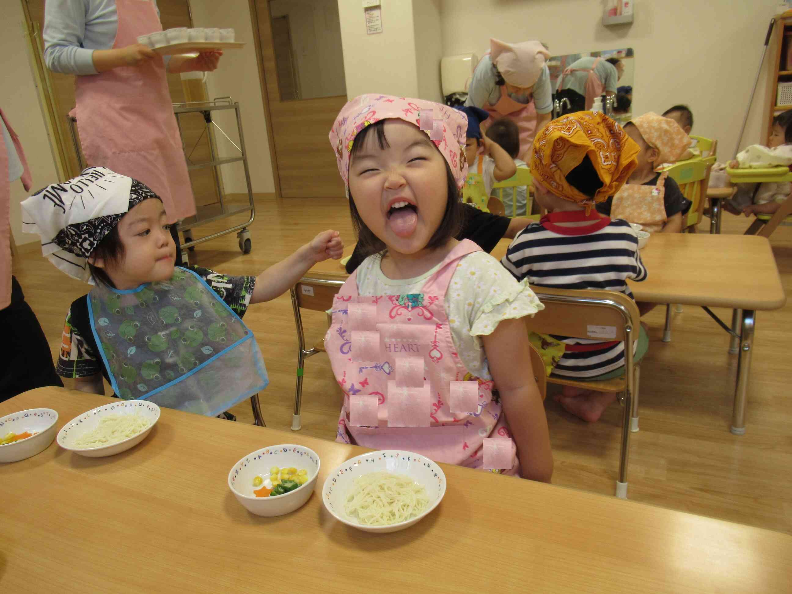 飾りつけ前の様子です。「楽しみ～♪」