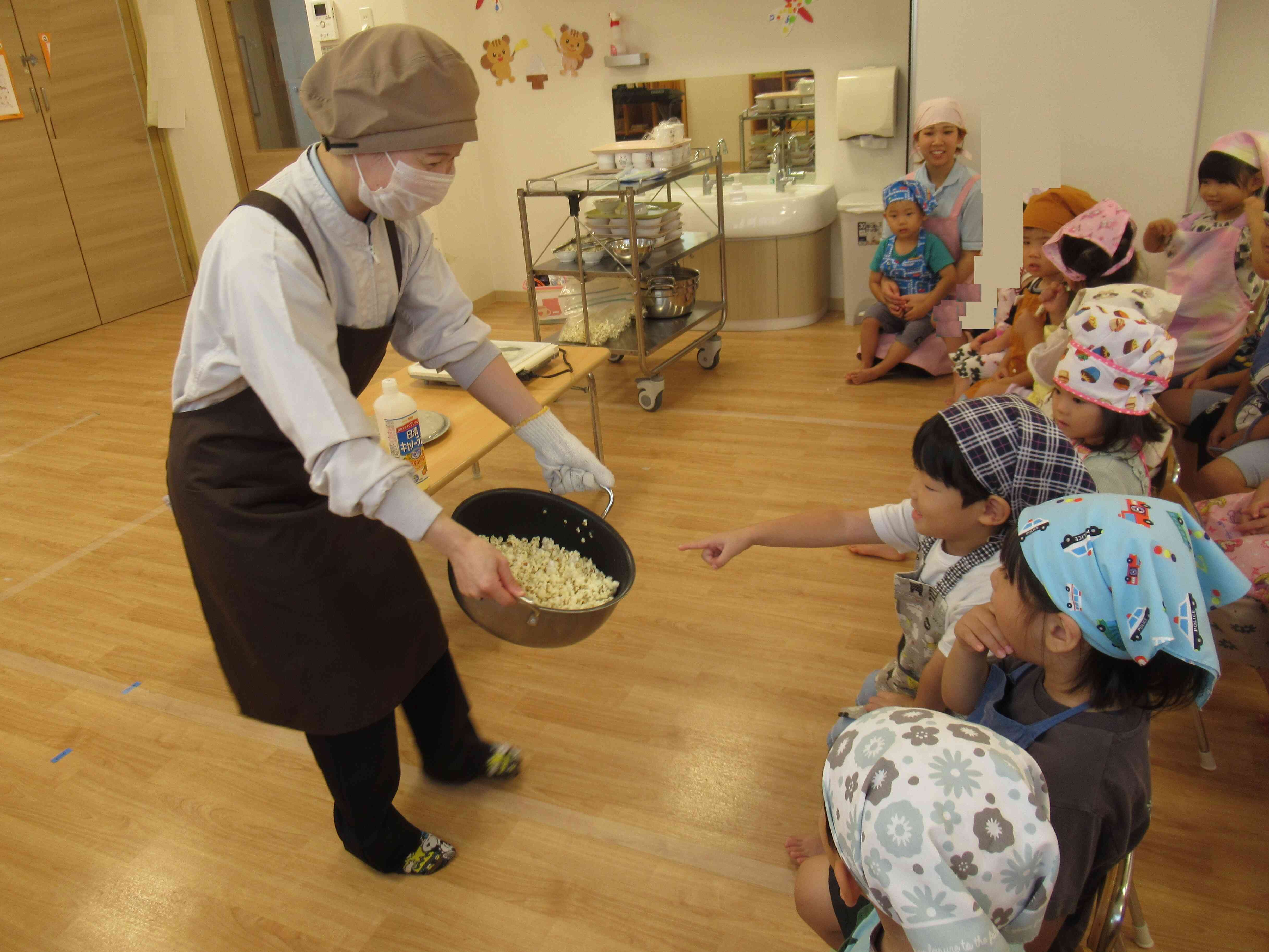 出来上がると・・・。