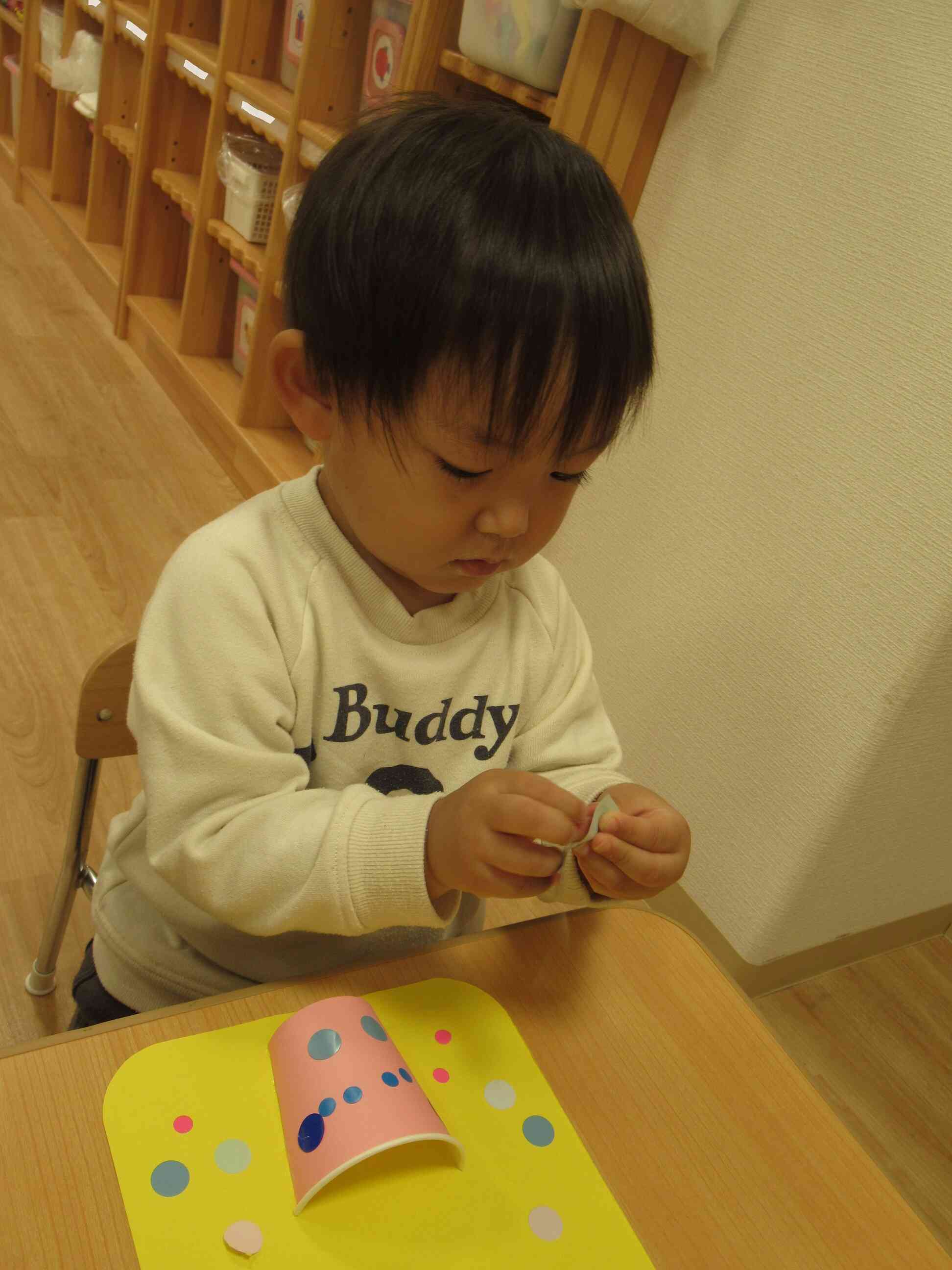 たくさん貼るぞ～！！