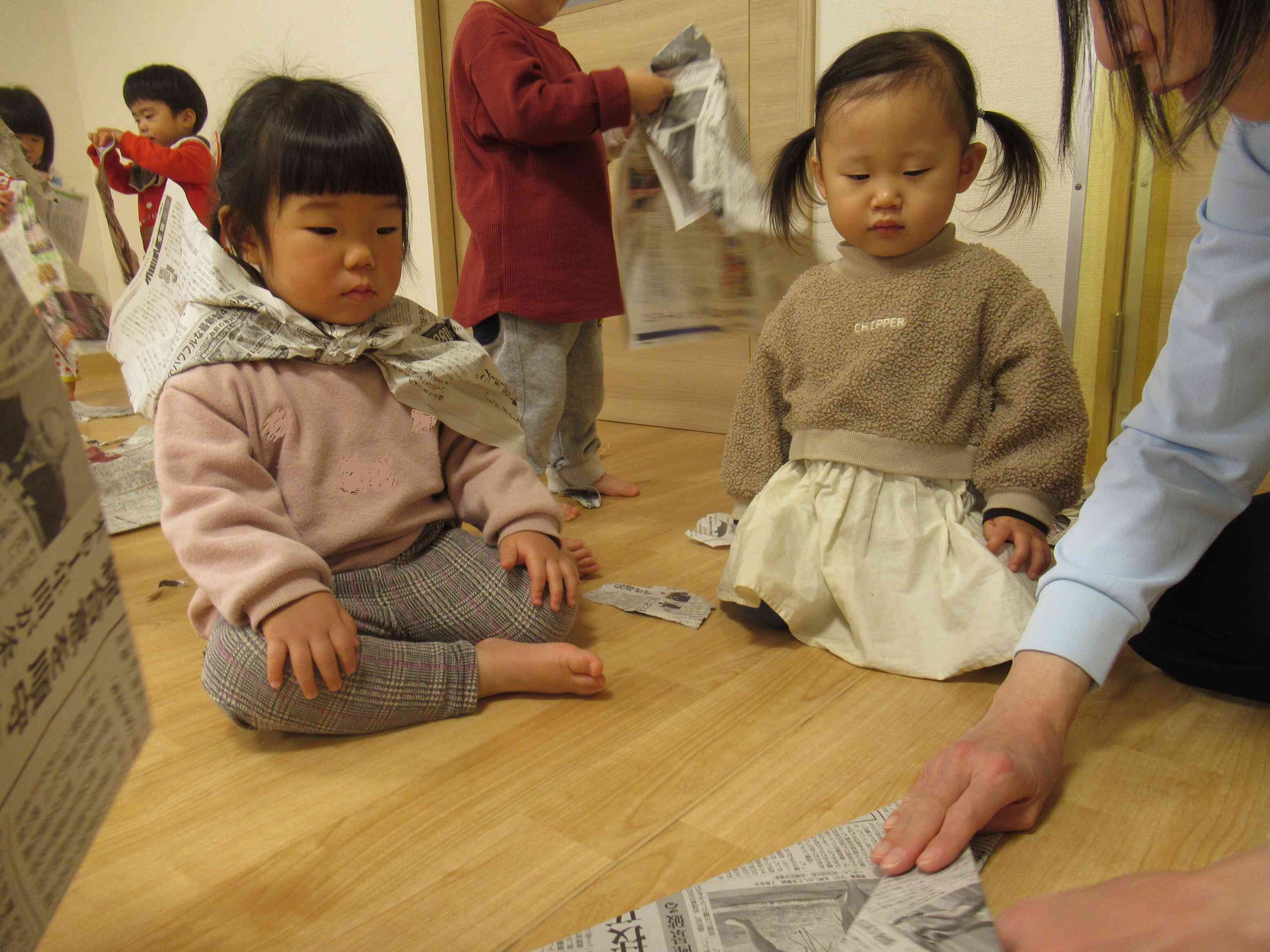 先生、なにつくっているのかなぁ～、、、。