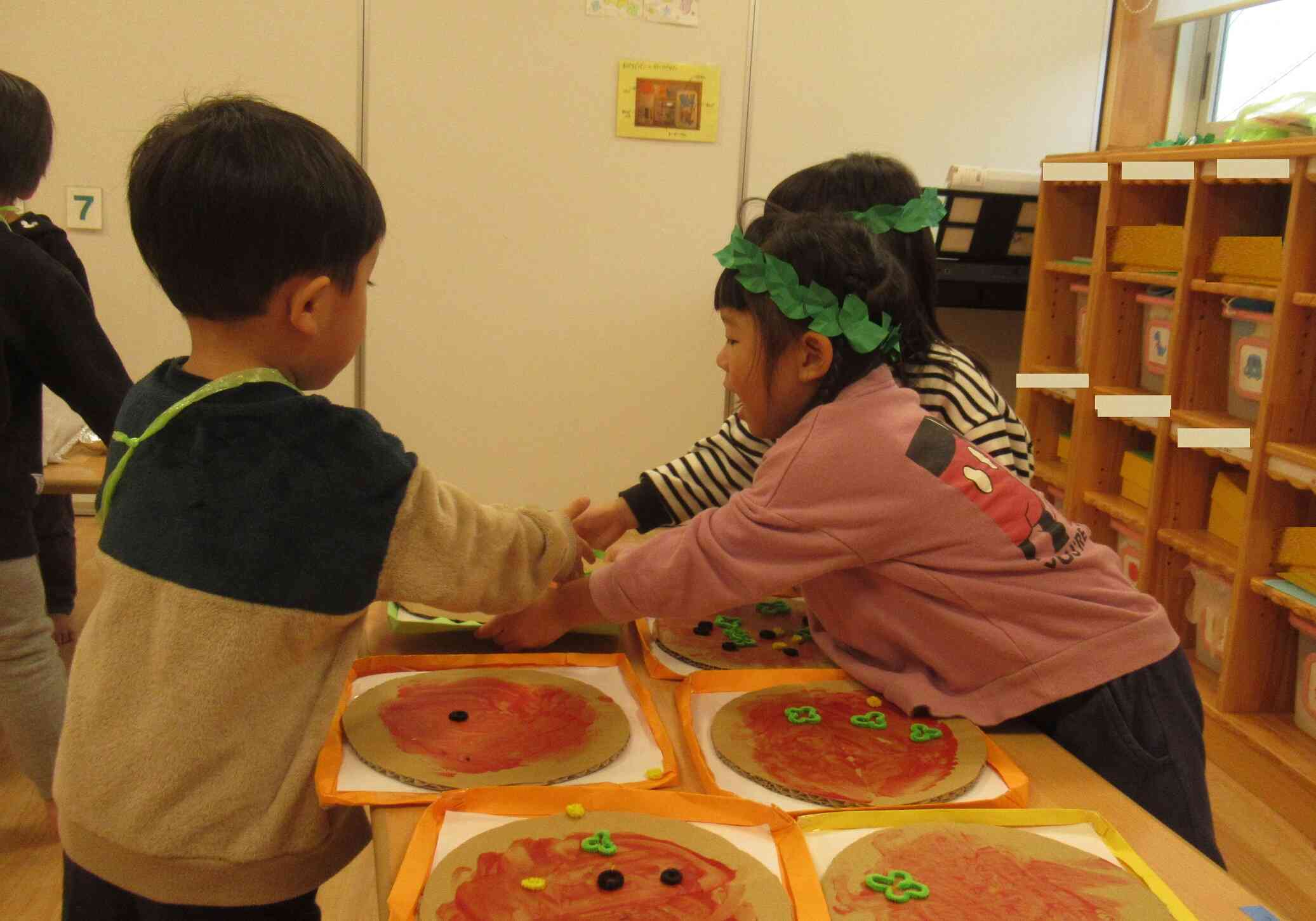 美味しいピザ、焼き立てですよ～♪