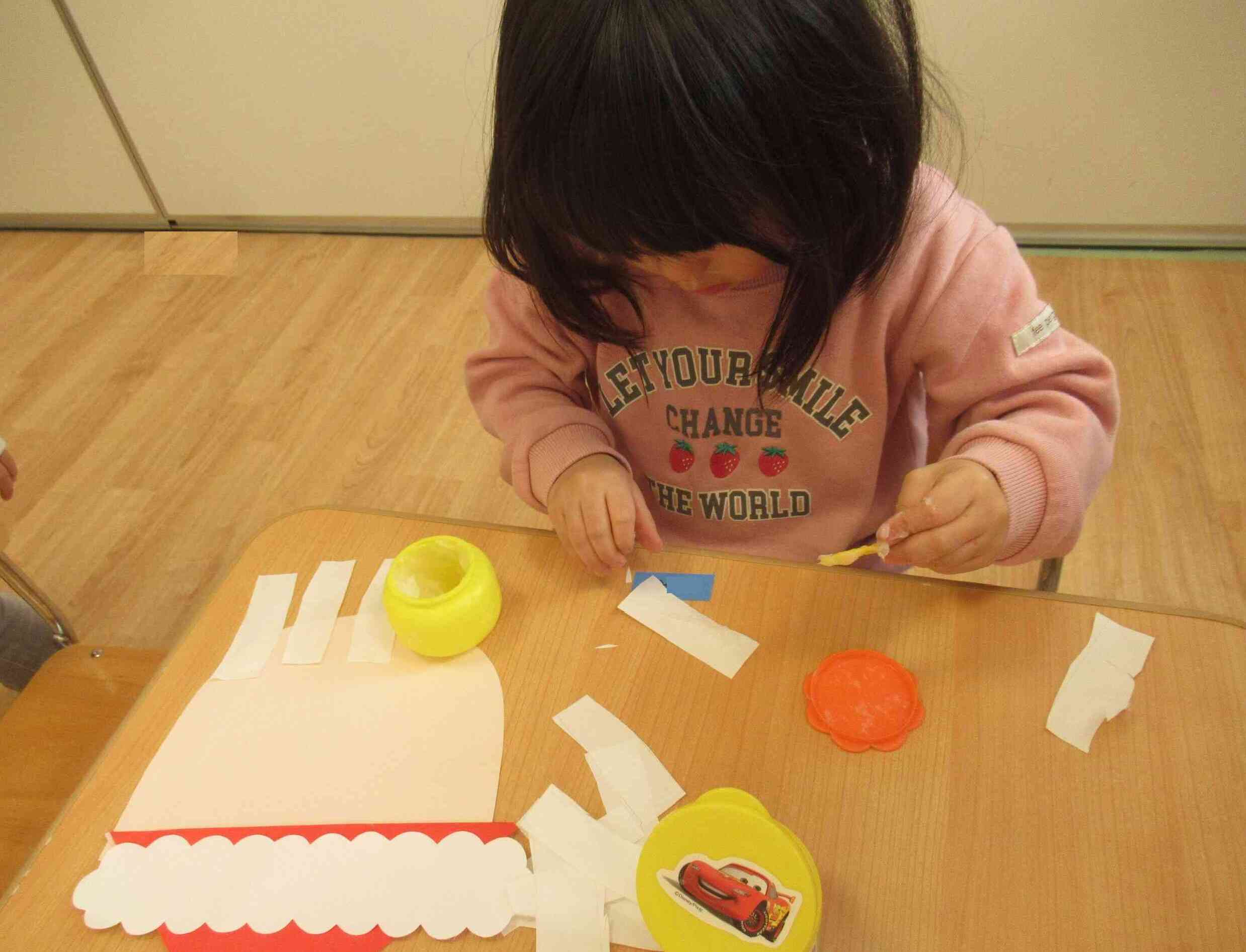 どこに貼ろうかな～