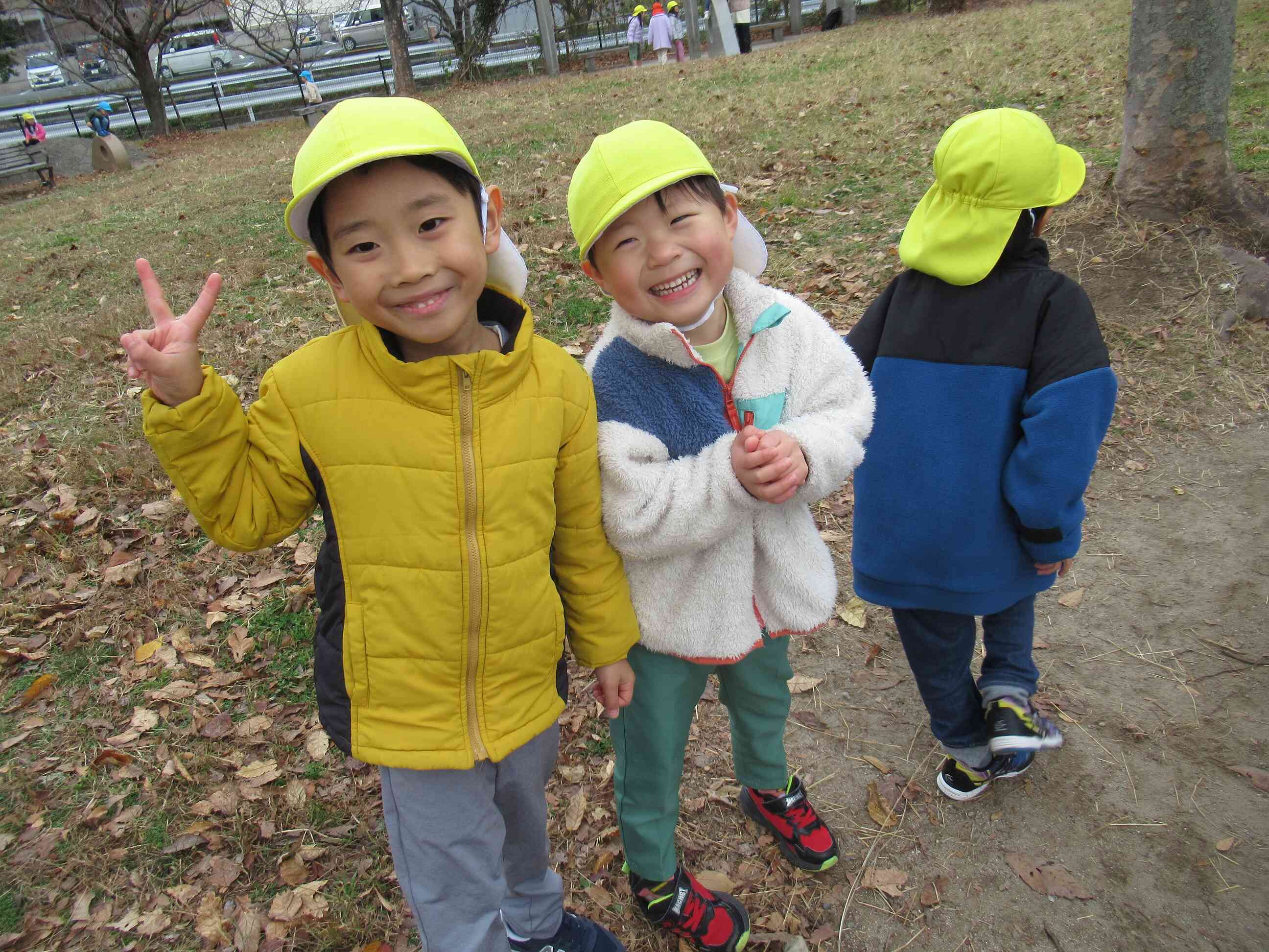 公園の散歩、楽しいね。また、行こね♪