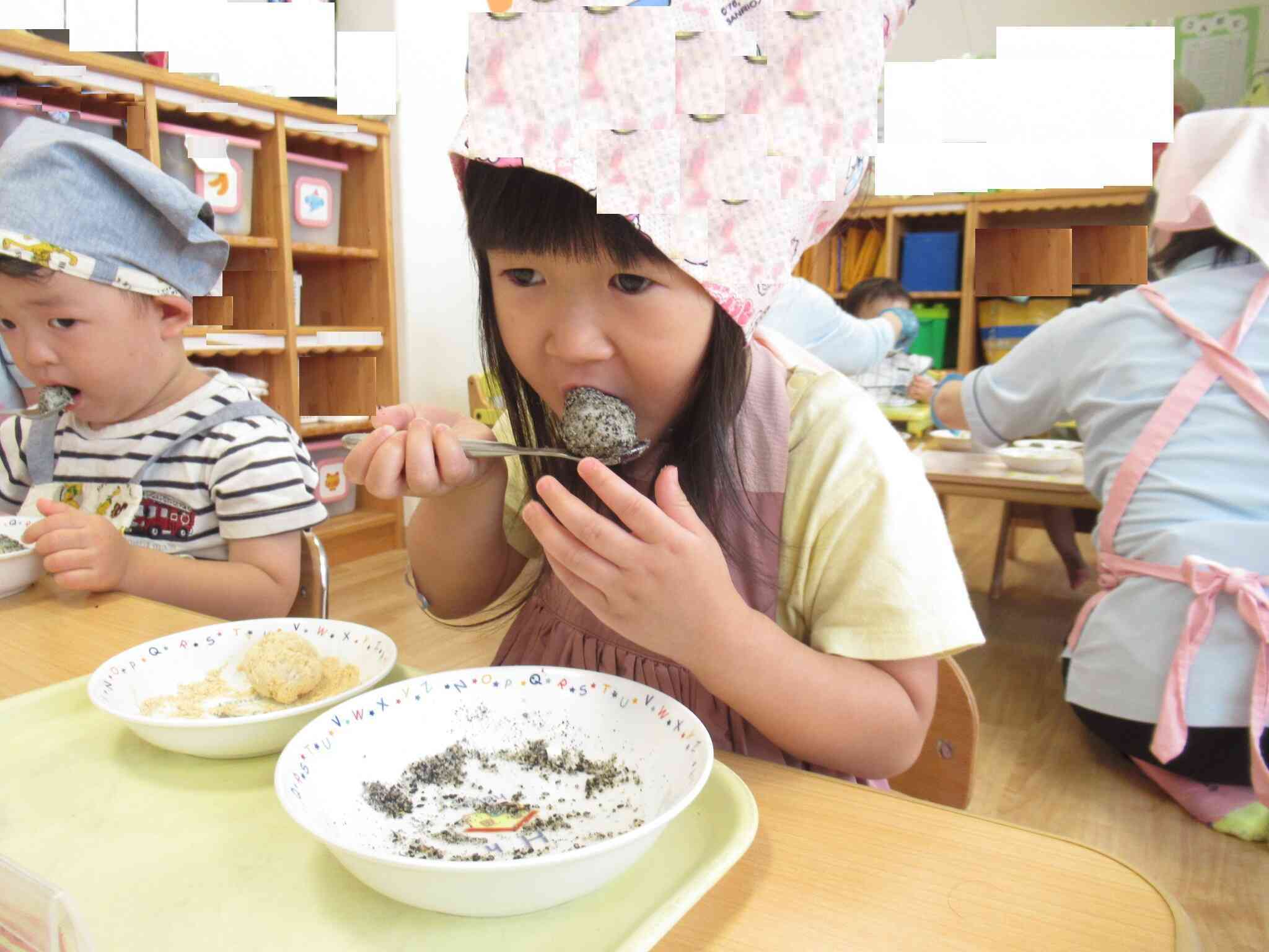 大きなお口で いただきます♪