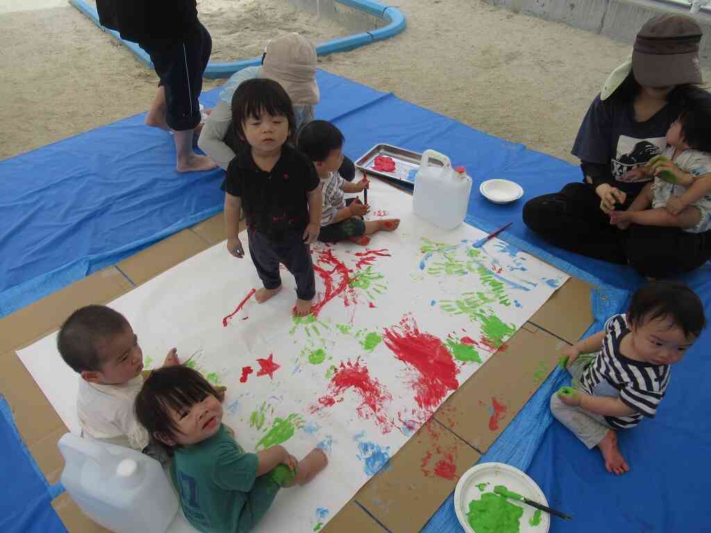 園庭で！！お部屋で！！おもいっきり遊んだよ！！【ひよこ組】