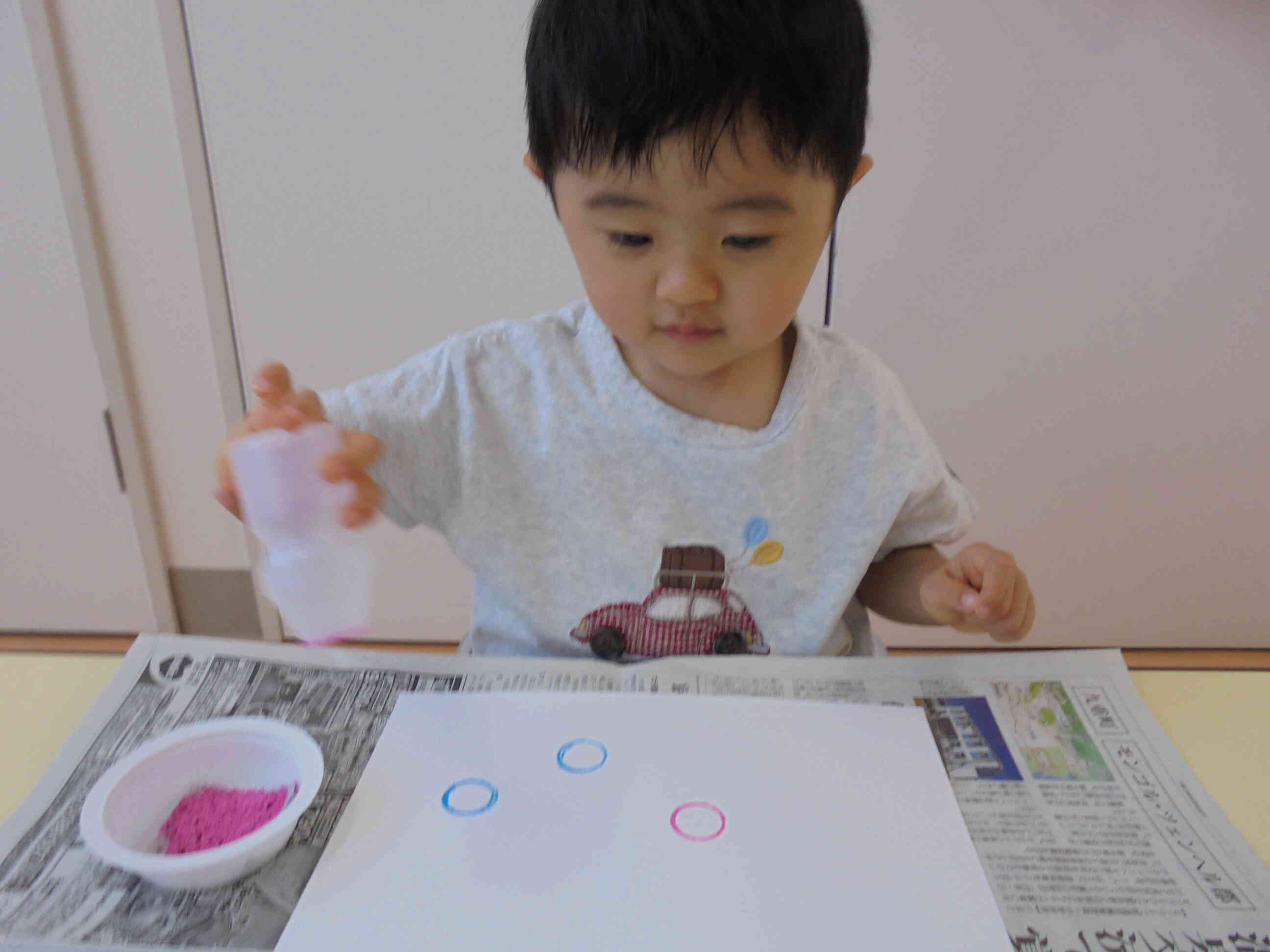 製作の時間はいつもみんな集中！です。