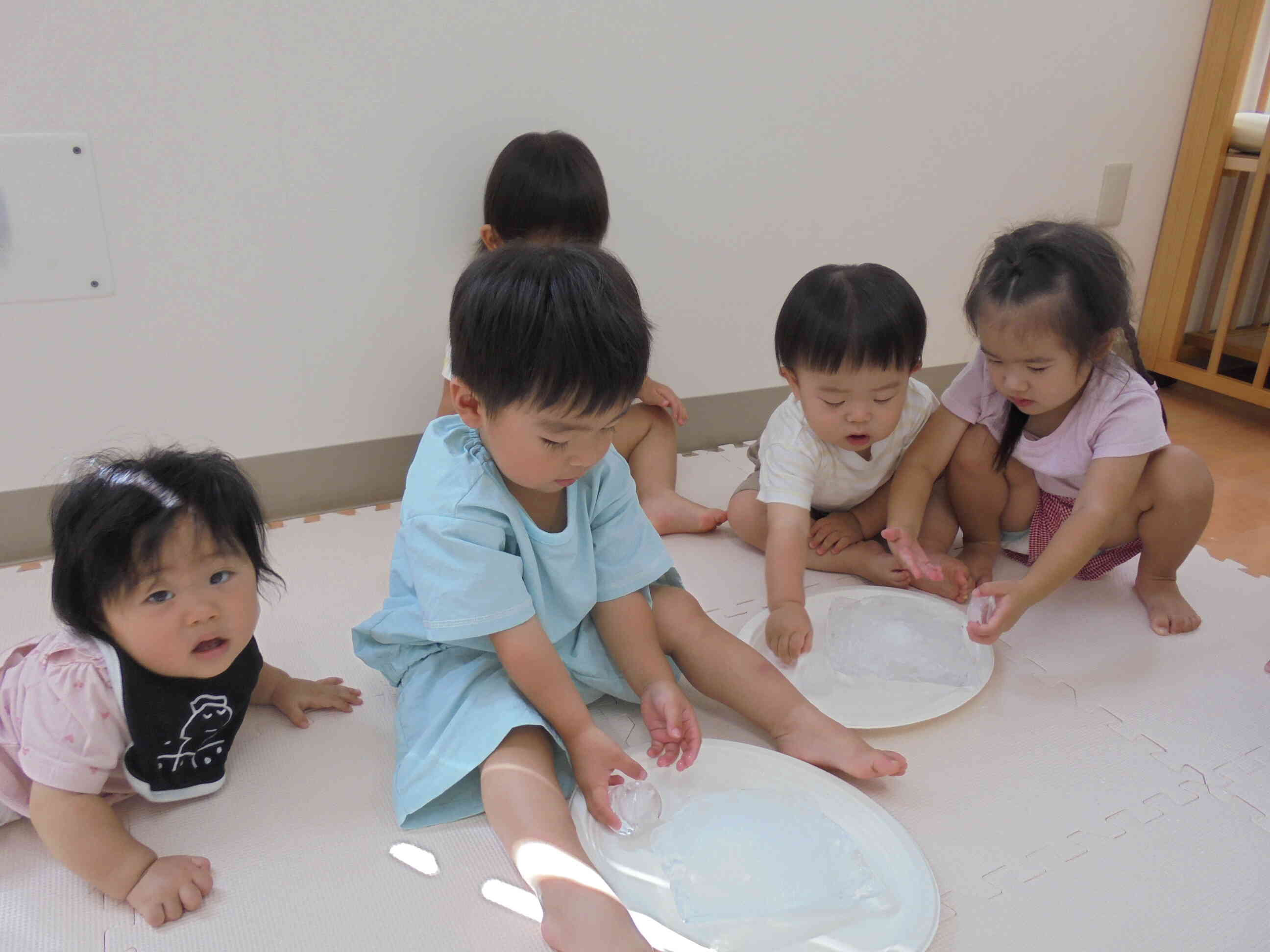 氷あそび