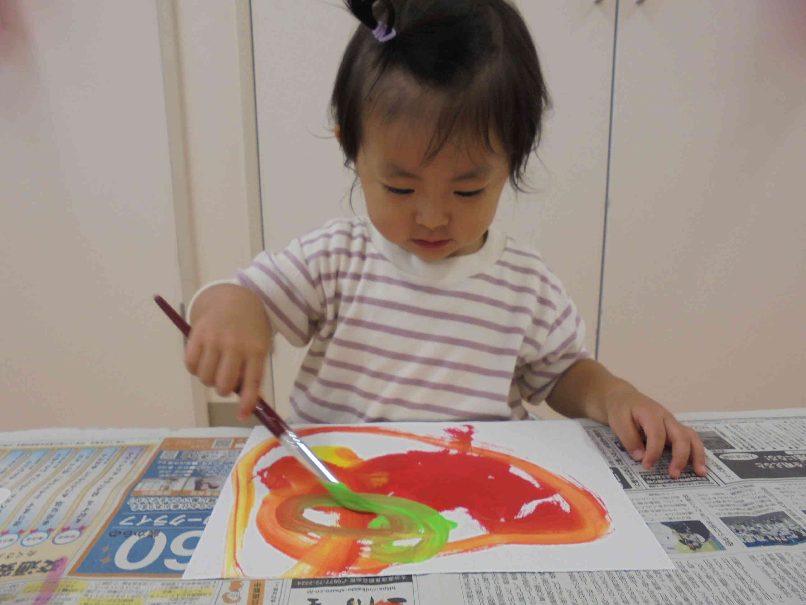 ぐるぐる　描いたり