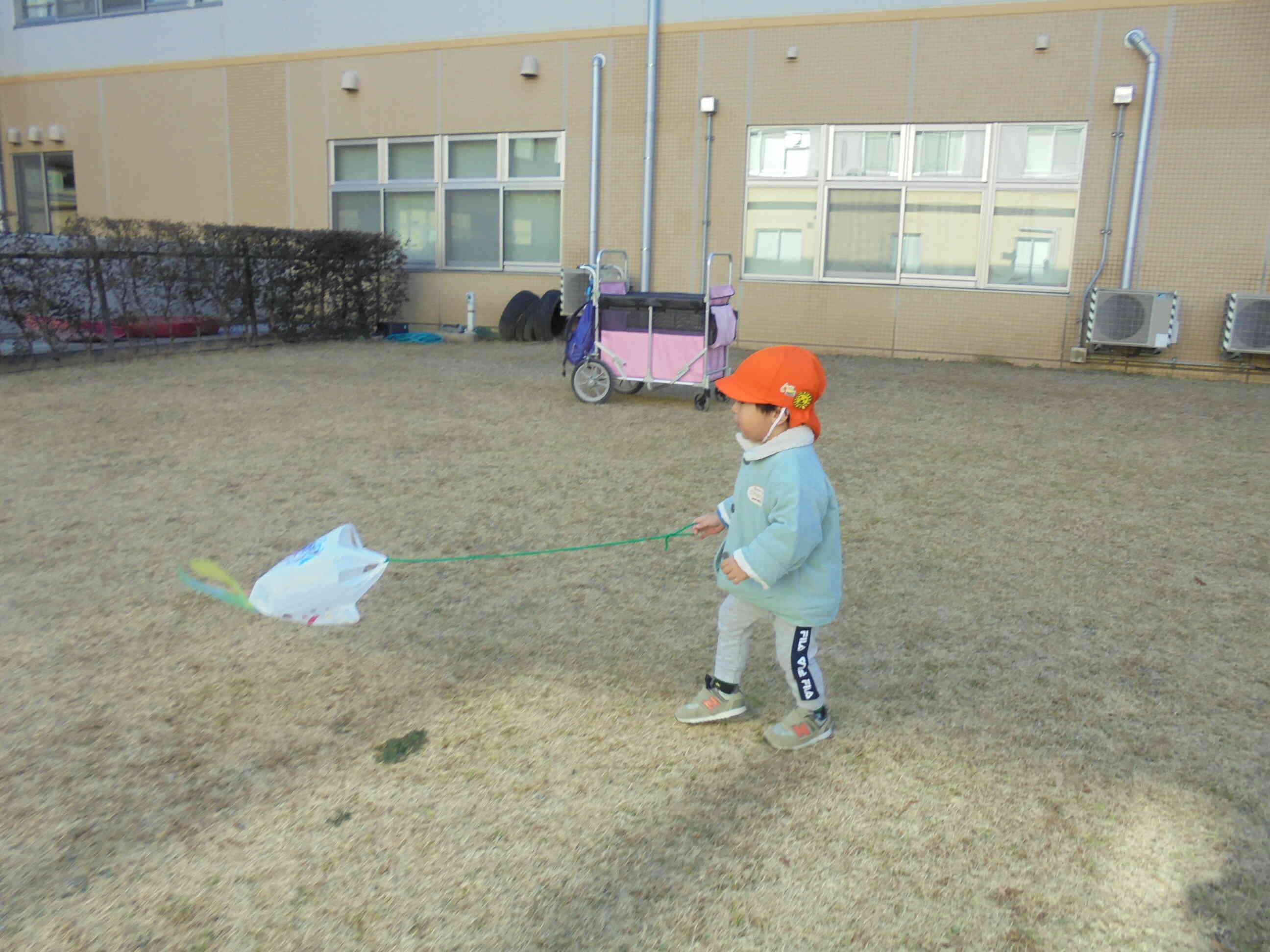 凧あげ大好き　ずっと握って走ってたね