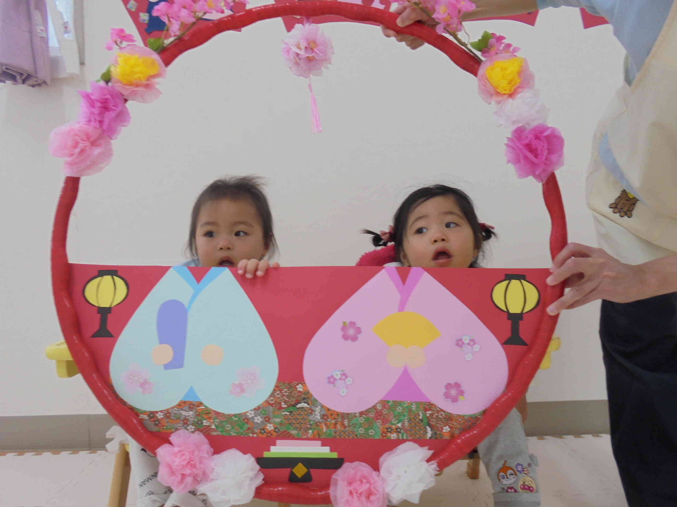 保育園で一番小さなおひなさまです