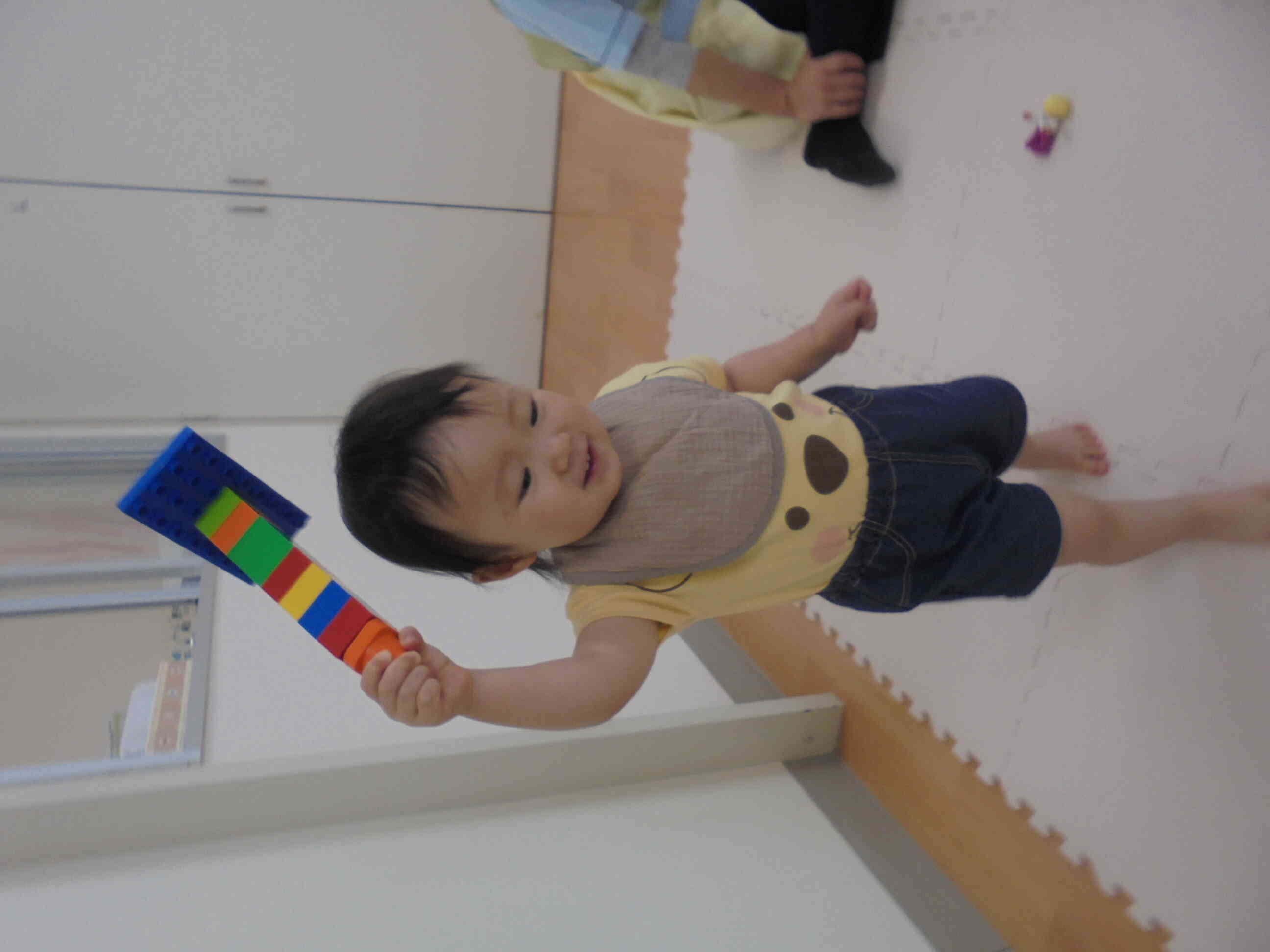 ♪　ぴちぴち　ちゃぷちゃぷ　らんらんらん　♫