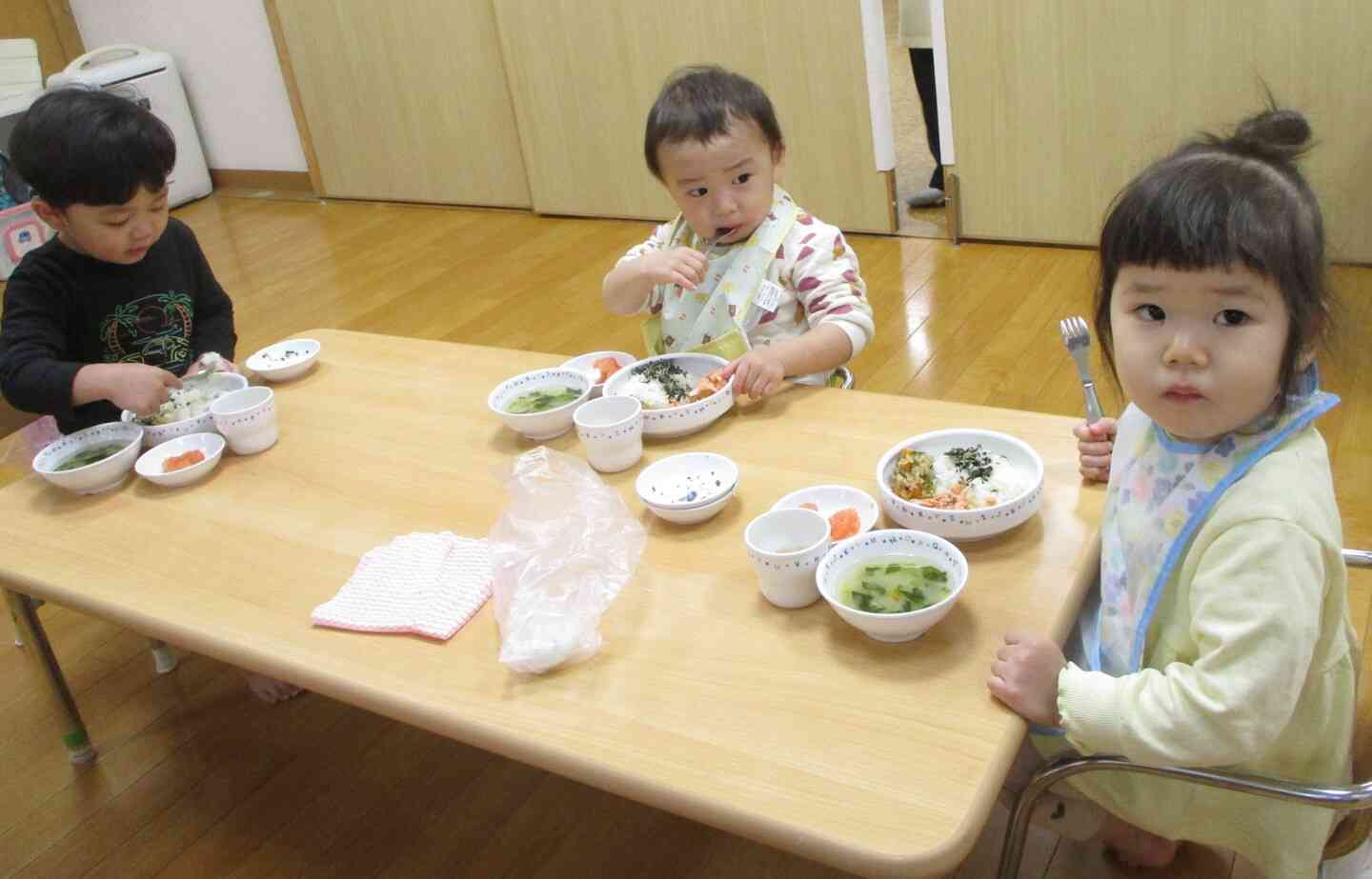 ふりかけパワーで、みんなモリモリ食べました。