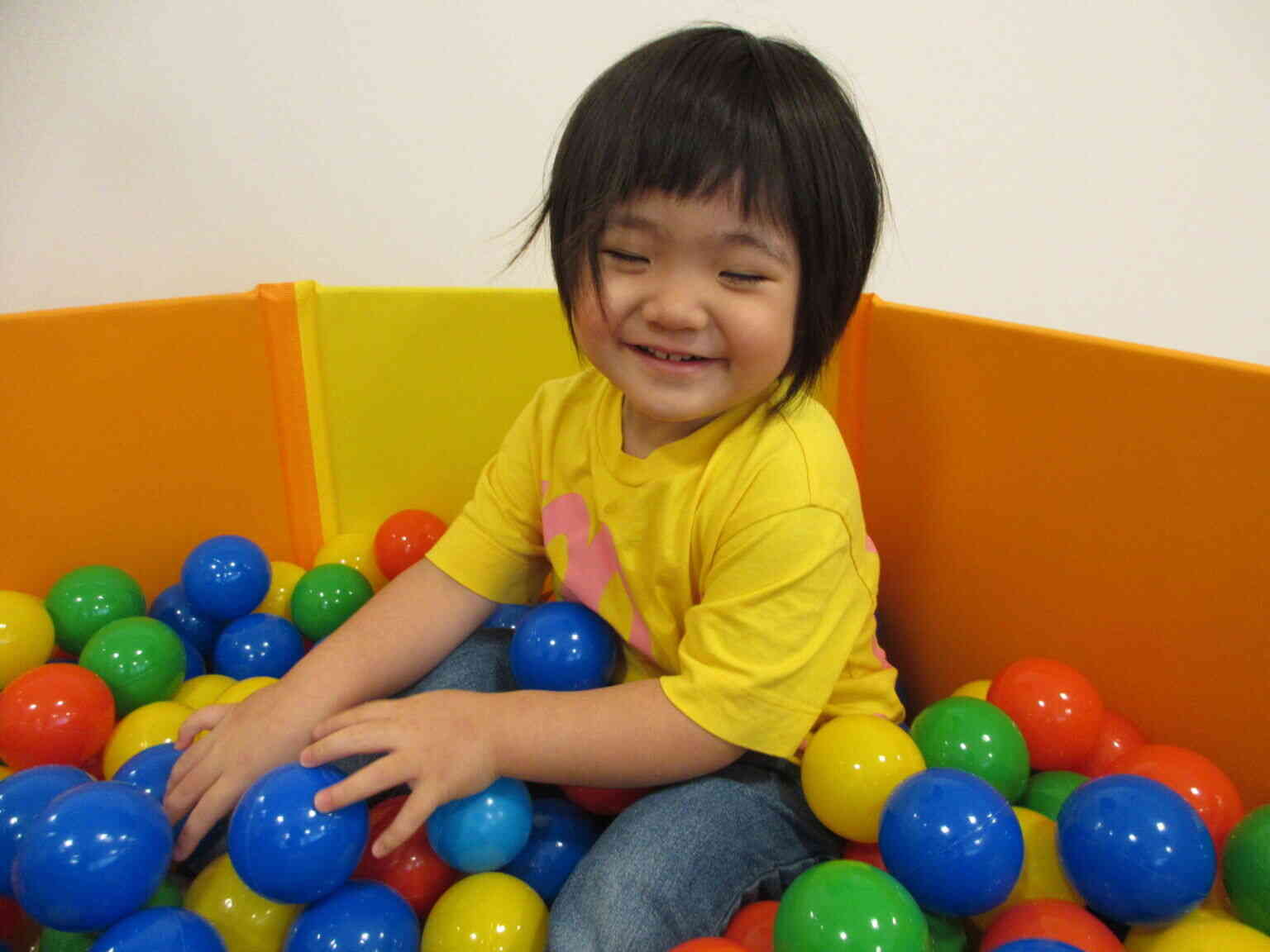 みんなでボール遊び♪（2歳児）