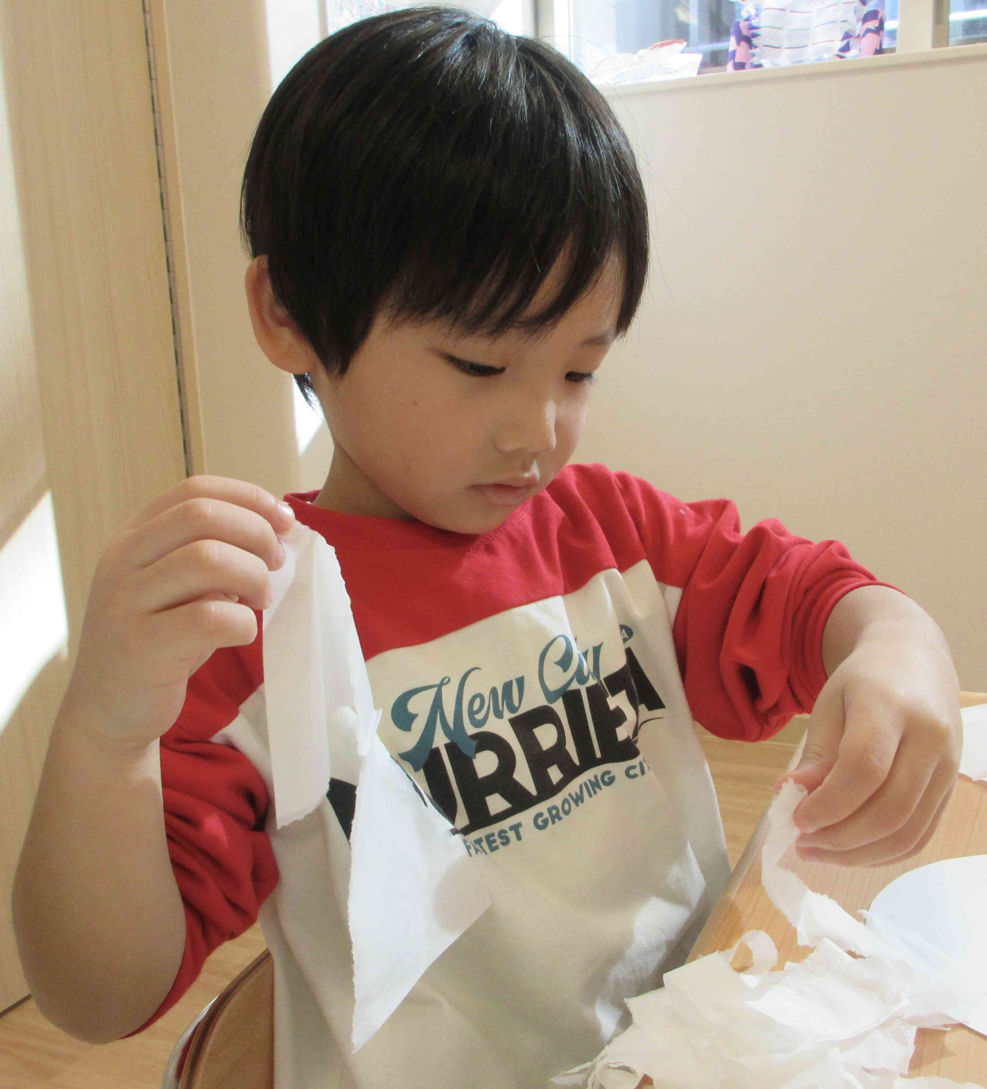 秋遊び　紅葉製作【3、4、5歳児】