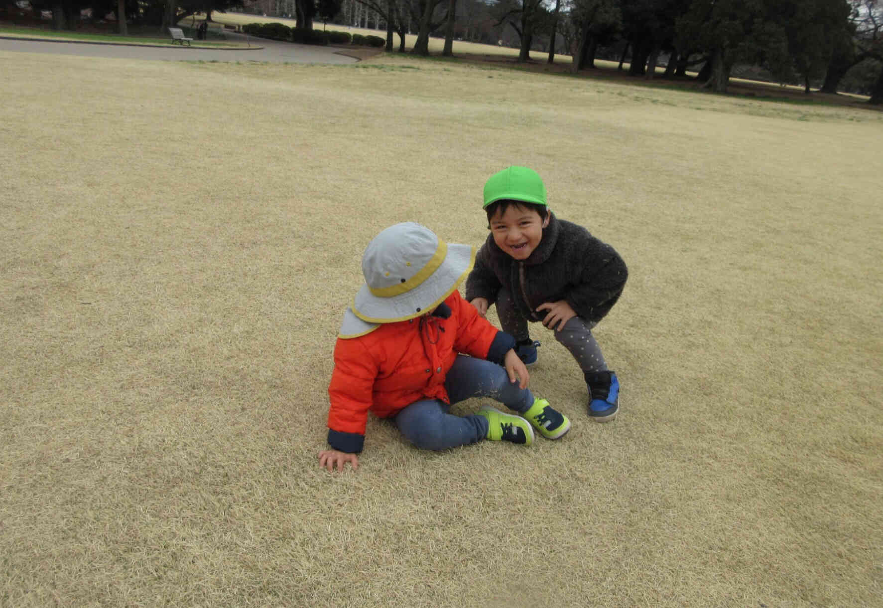 新宿御苑でたくさん遊ぼう!(2歳児)