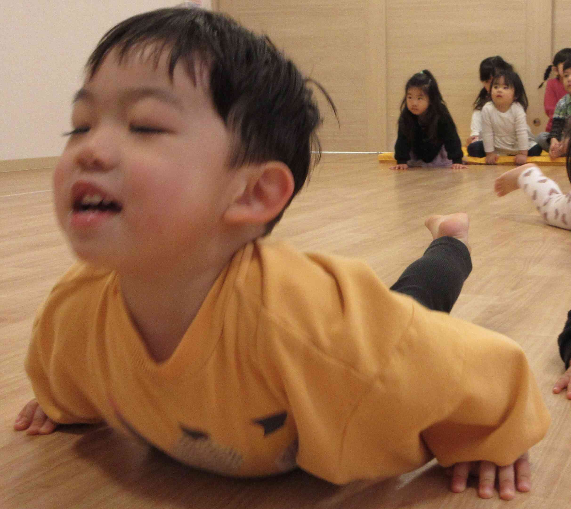 さくらさくらんぼリズム運動