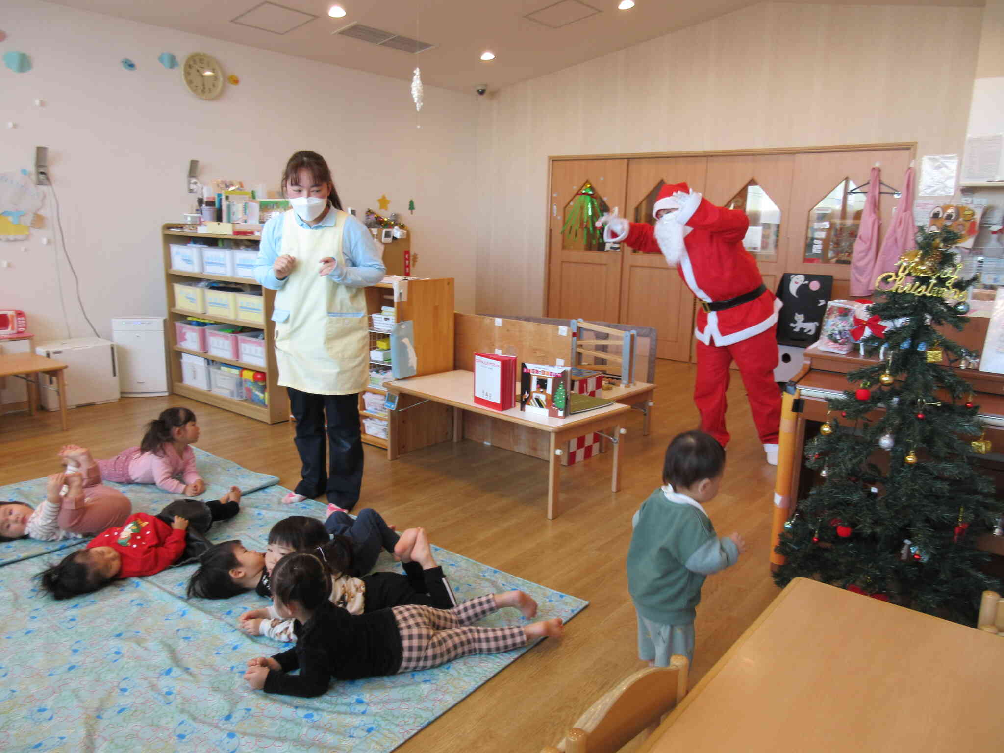 保育園にもサンタさんが来たよ!