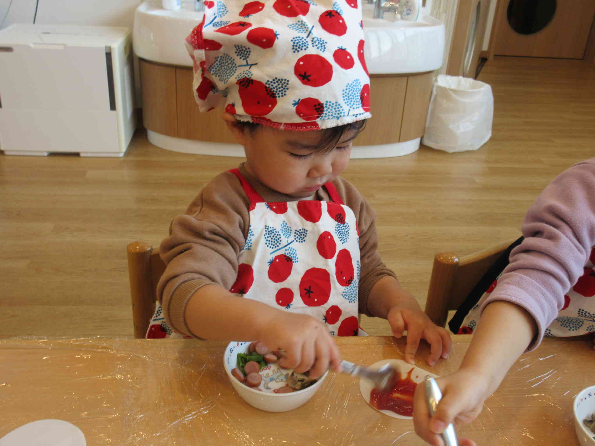 ケチャップぬりぬり☆がんばったね！