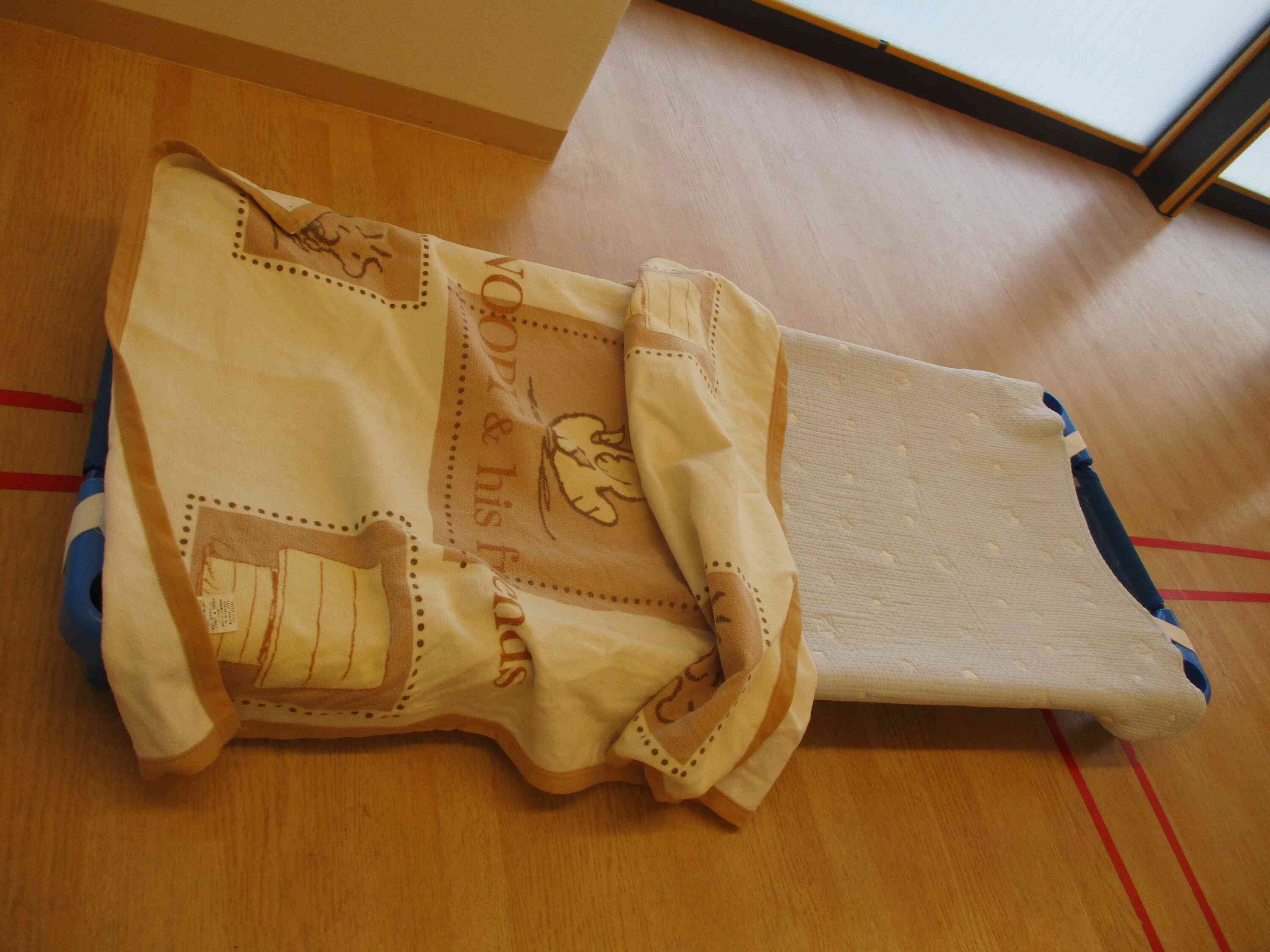 お布団は園でご用意しております