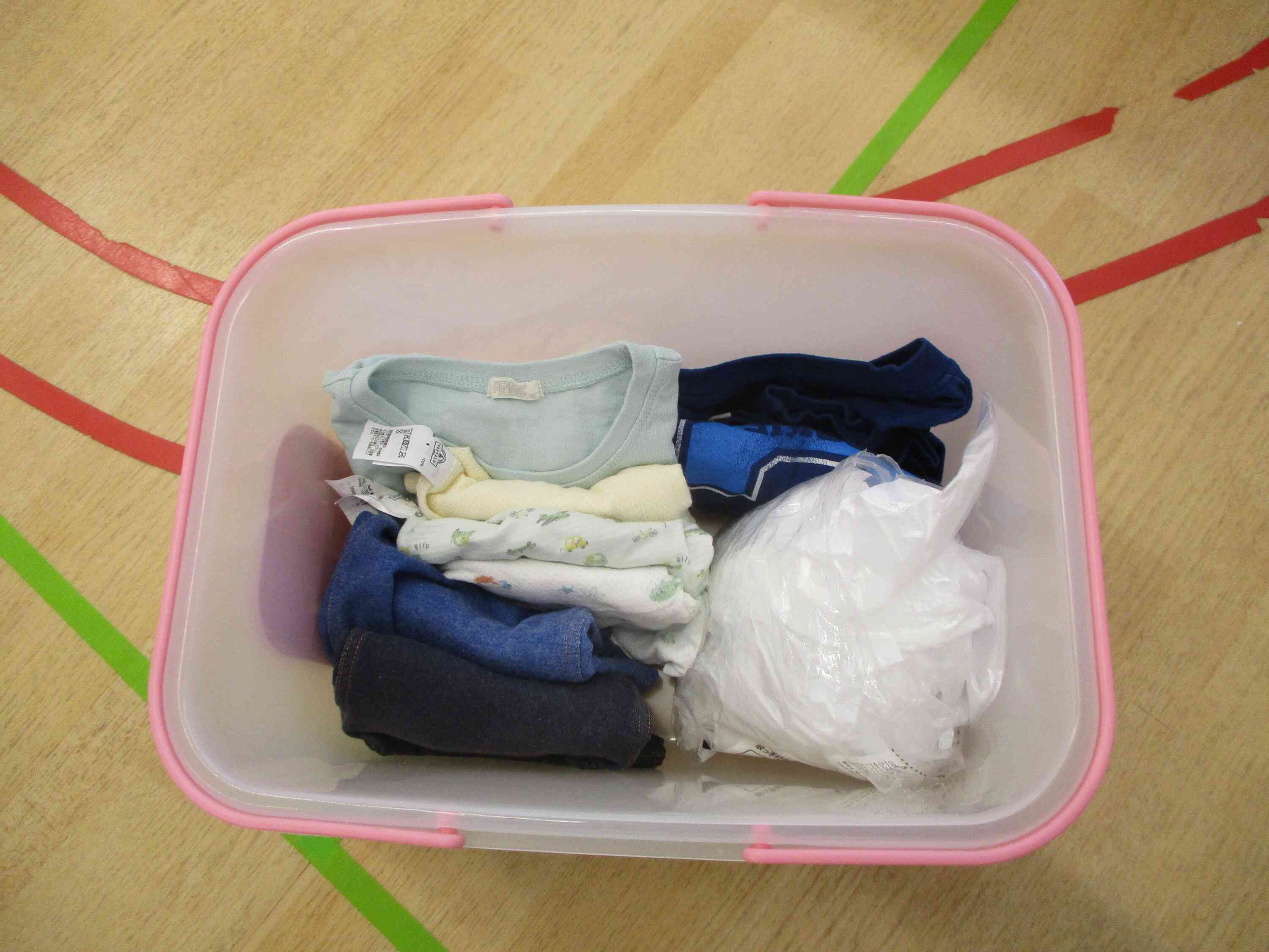 収納ケースはこんな感じです