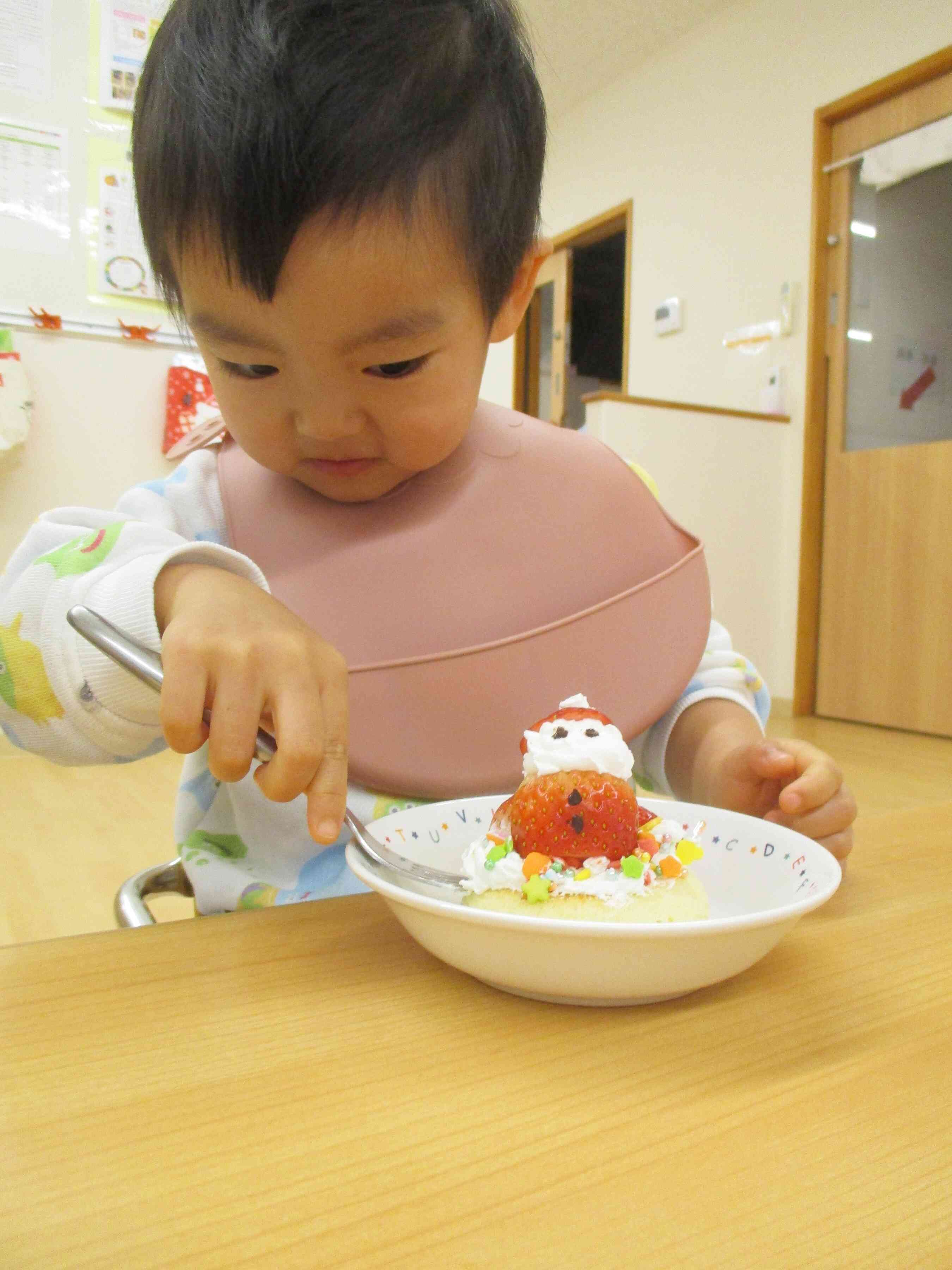 どこから食べよう♪