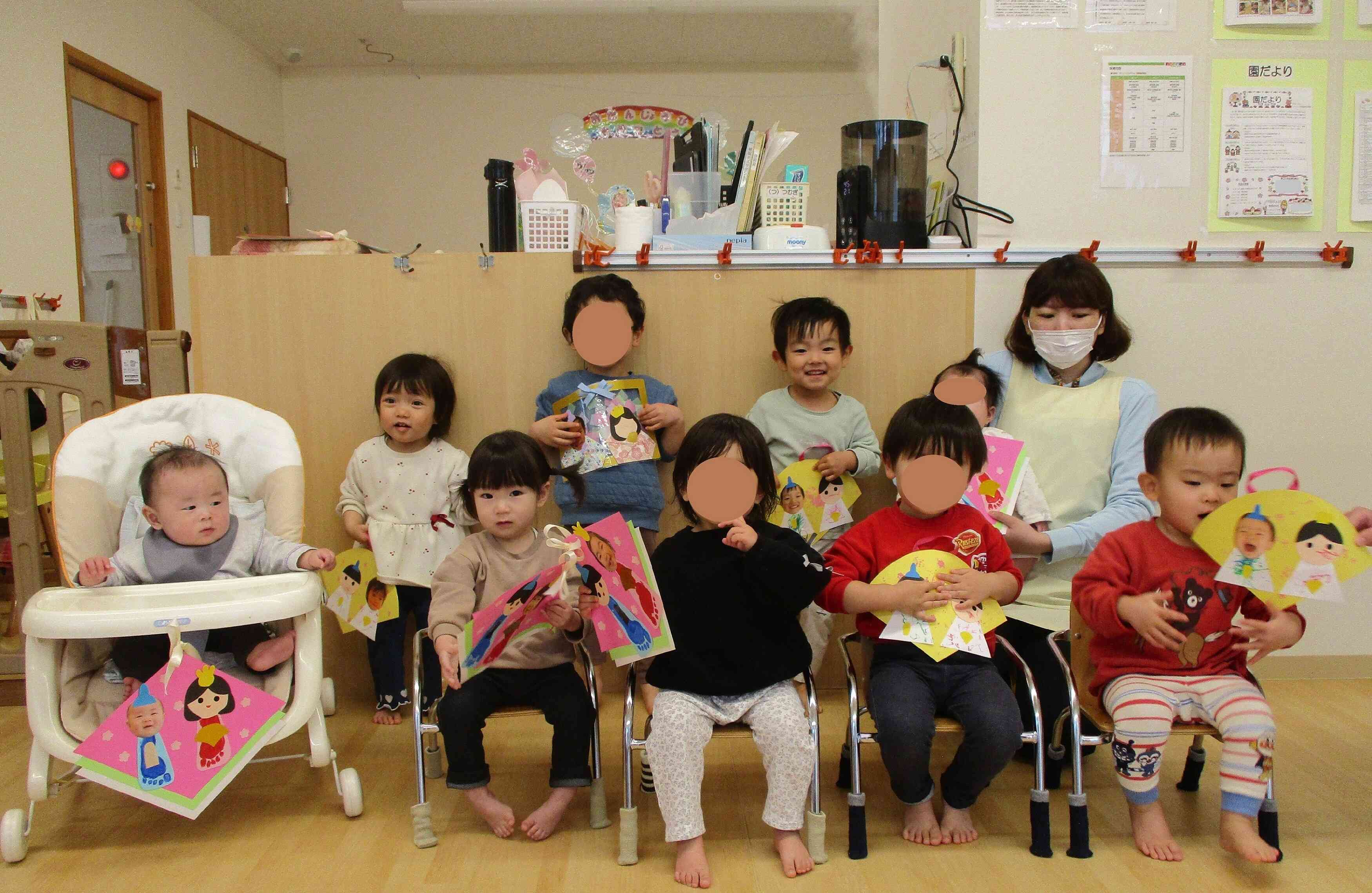 自分で作った製作と一緒に。