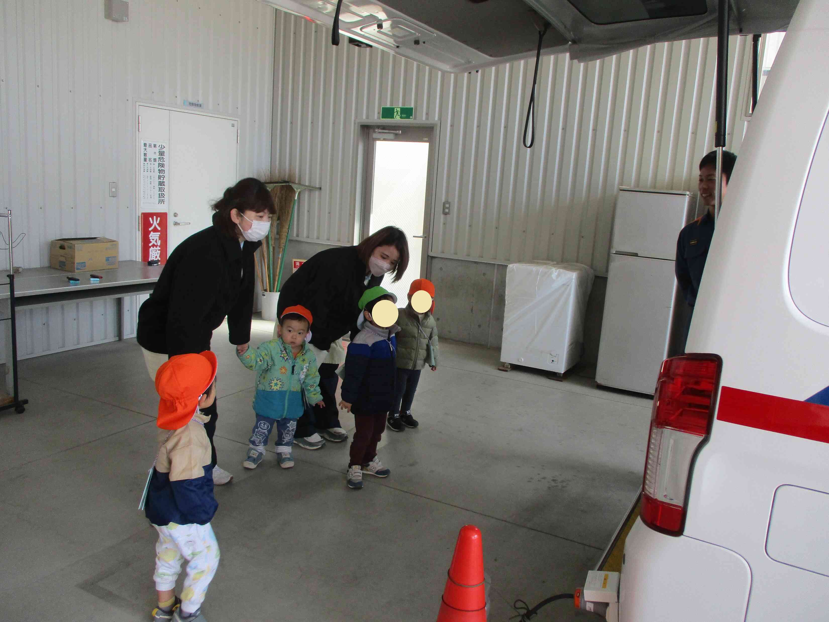 可愛い探検隊が到着した場所は・・・？