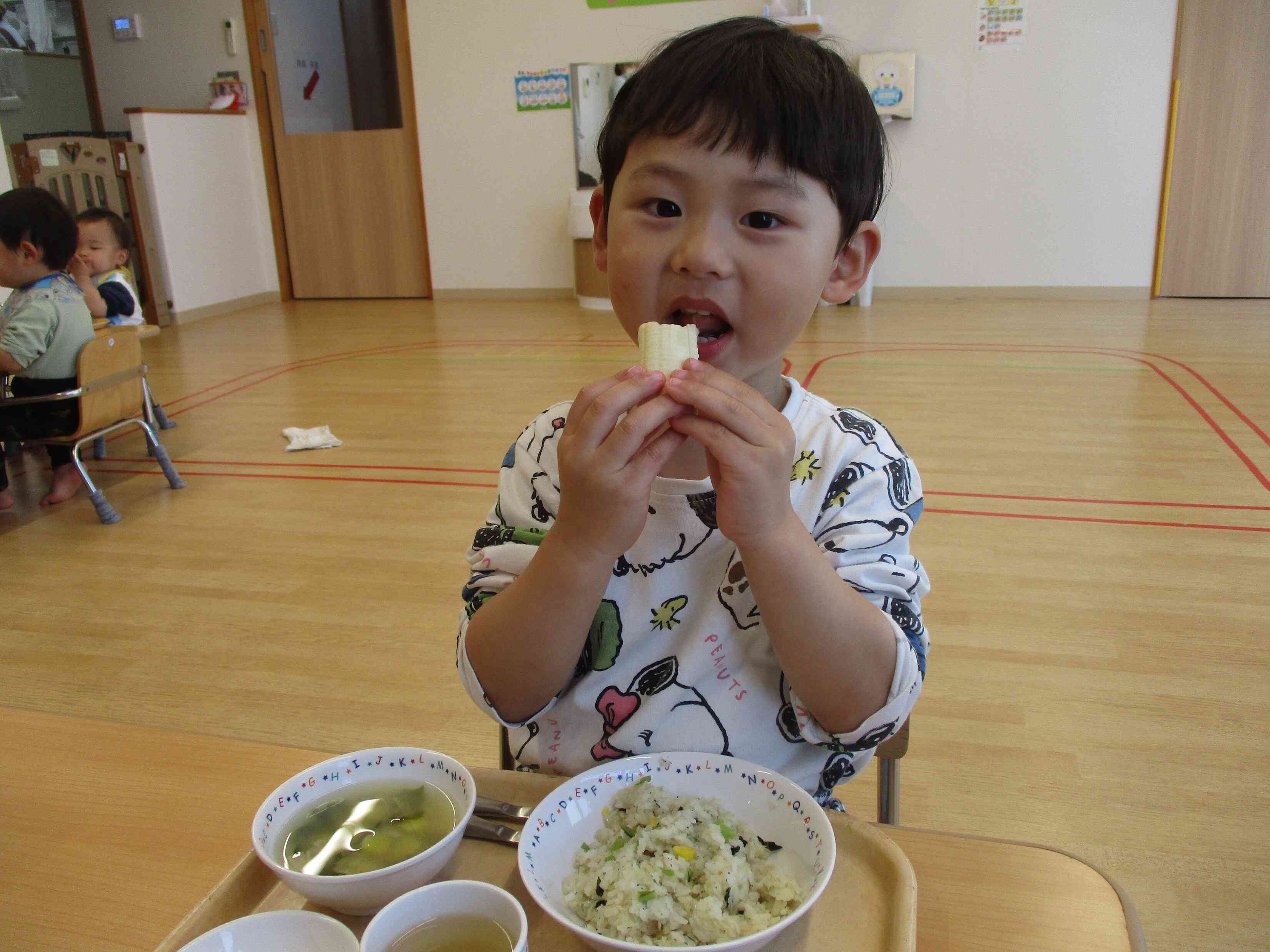 給食 美味しいな！