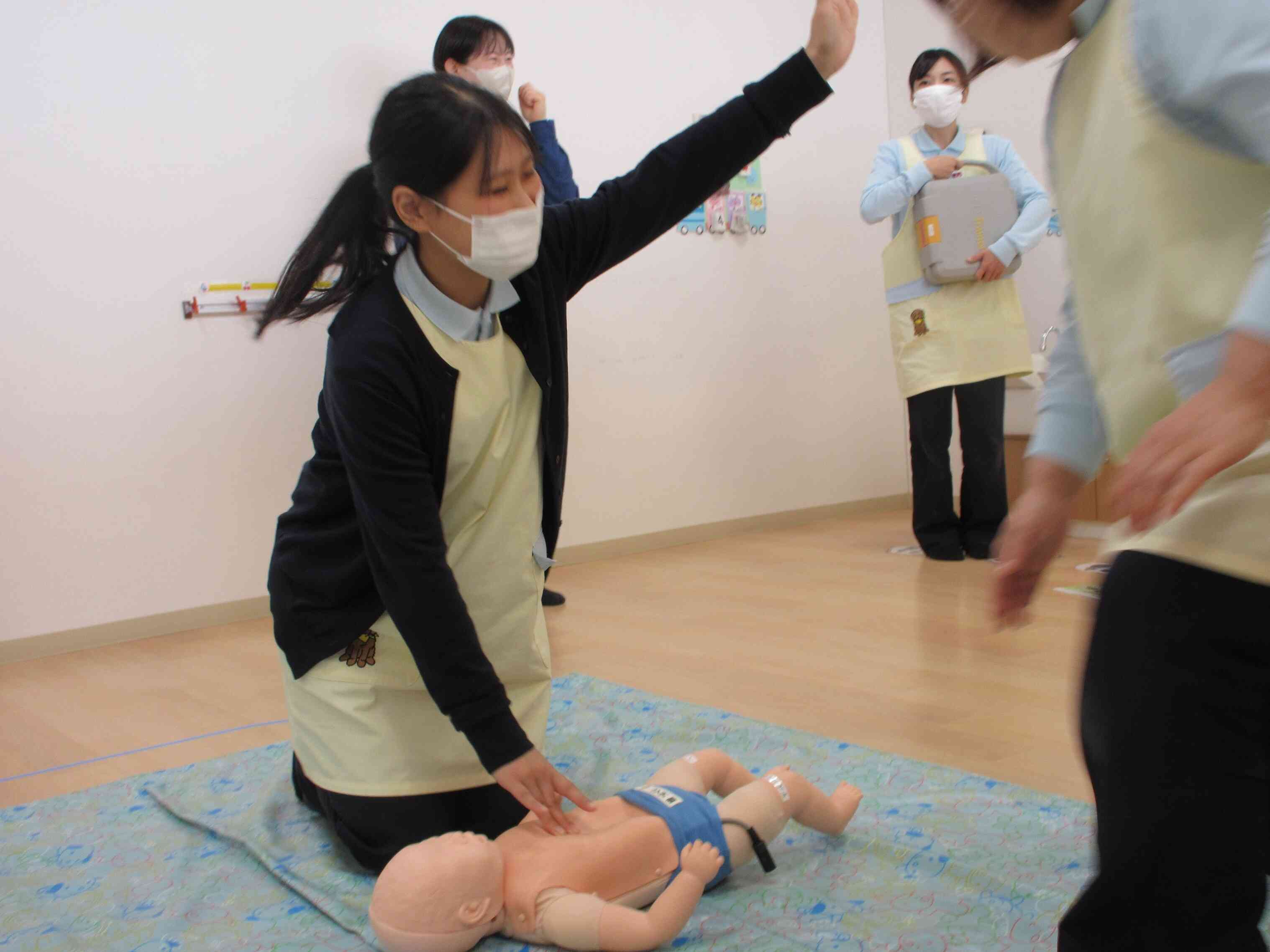 お手伝いお願いします！