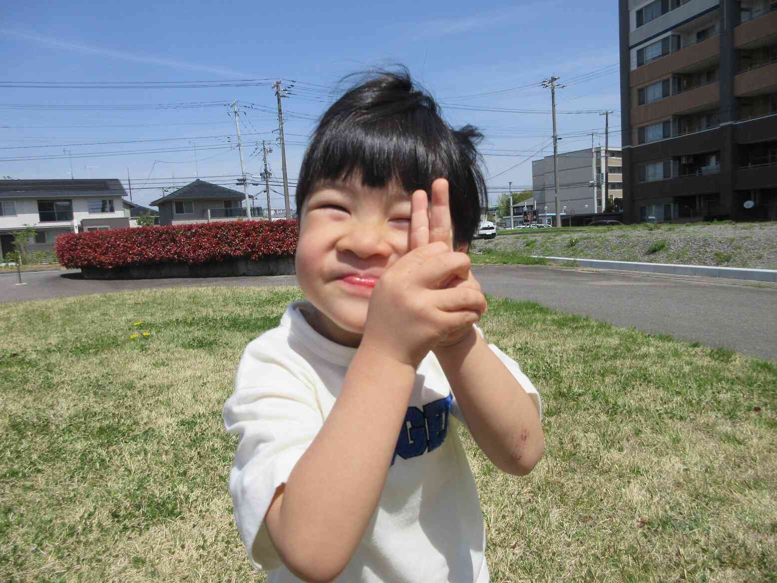 1歳児・2歳児「お外で遊ぼう！」№2