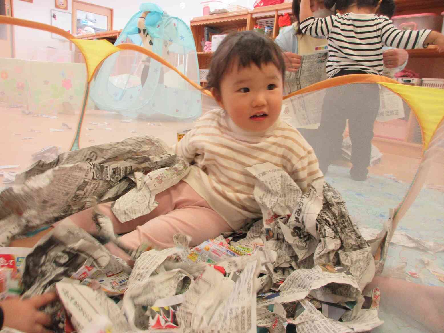 新聞紙のお風呂☆