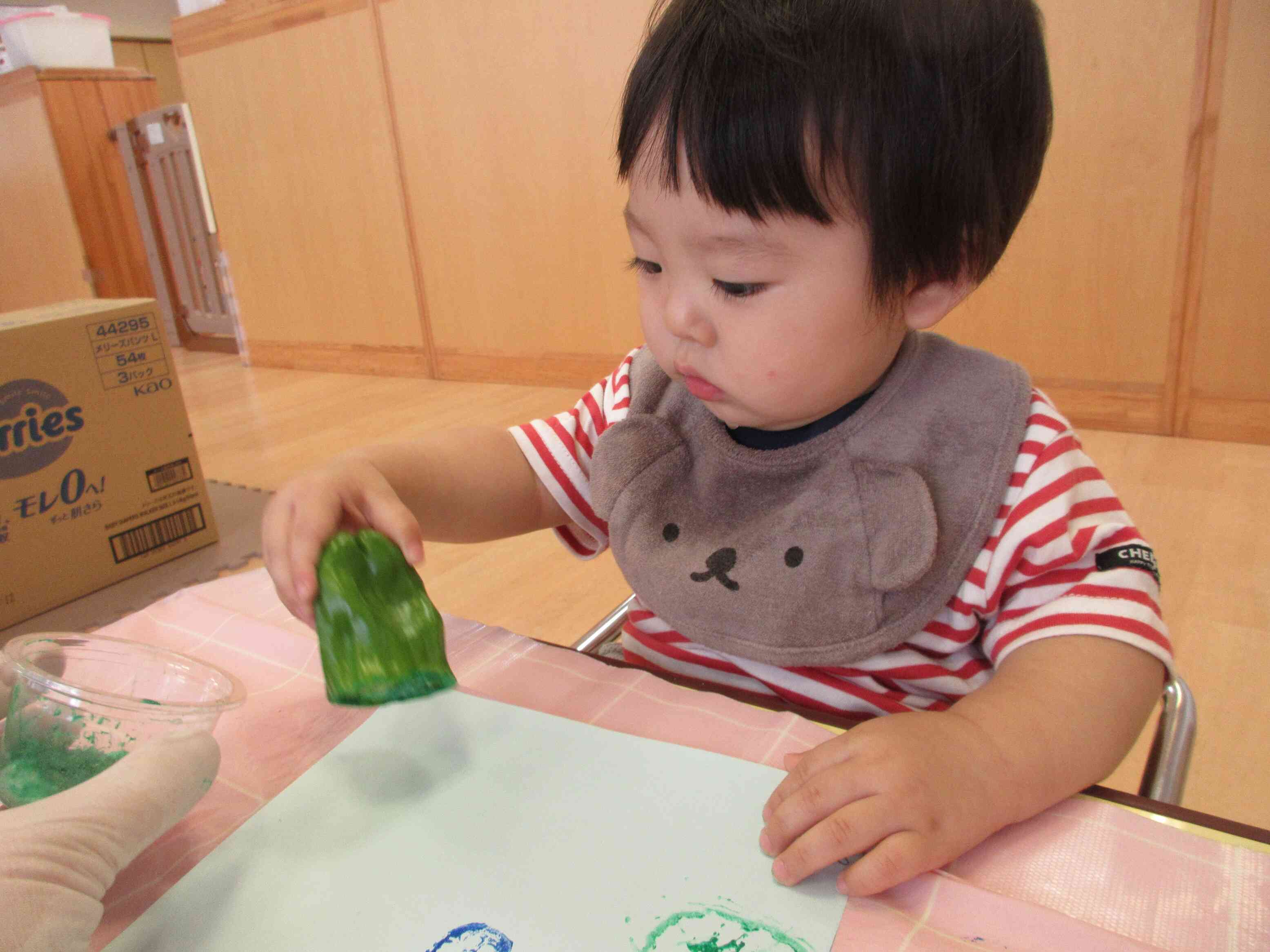 ０歳児・ひよこ組【８月製作】