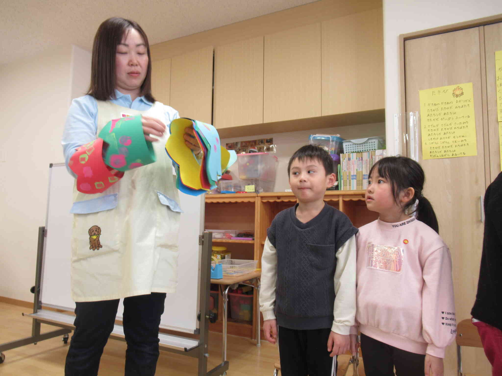 ひよこ組さん(０歳児)が作った王冠です！！