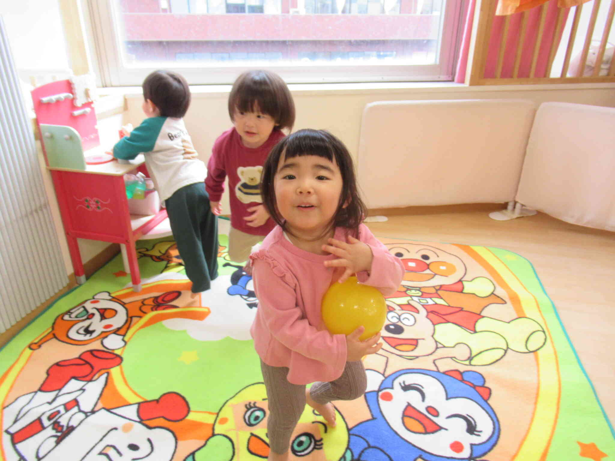 2歳児ボール遊び