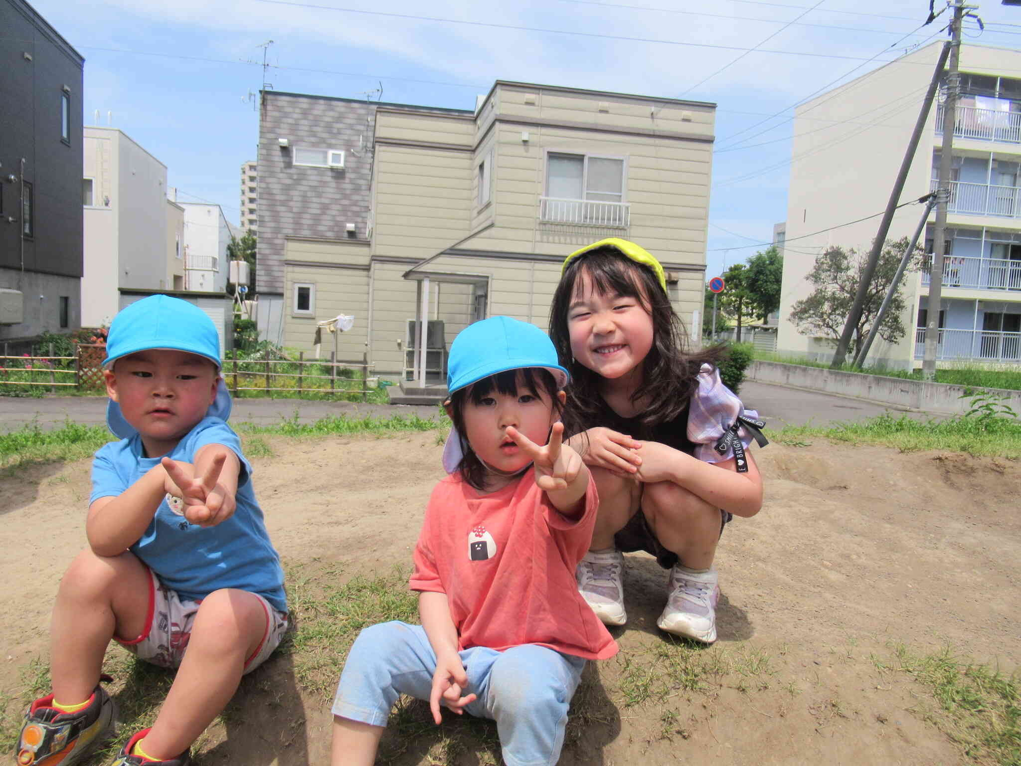 みんなで戸外遊び