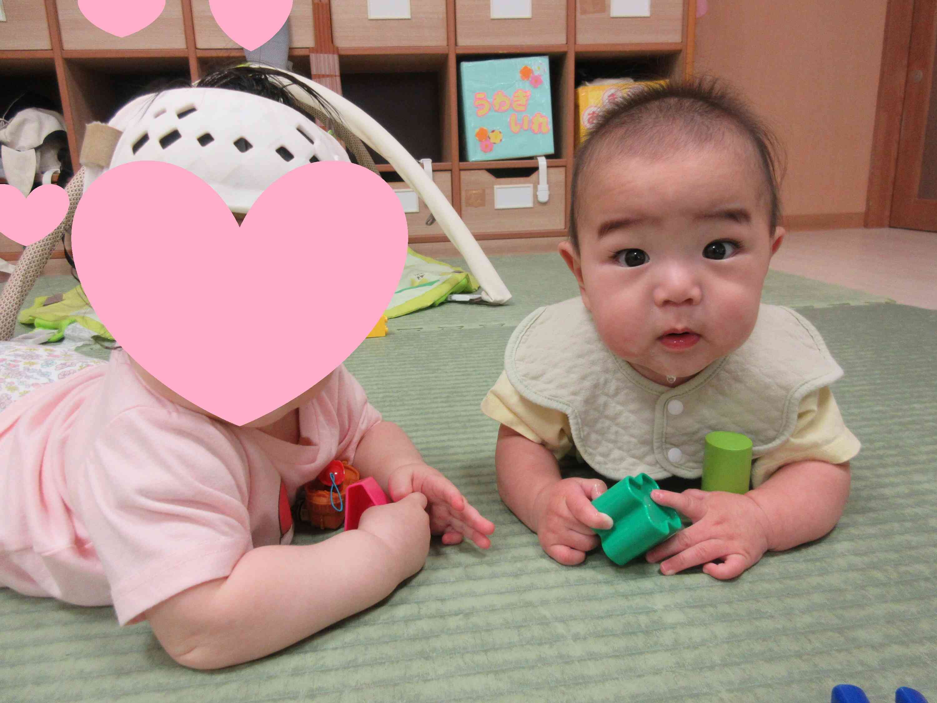 大好きなおもちゃ遊び☆（0歳児ひよこ組）