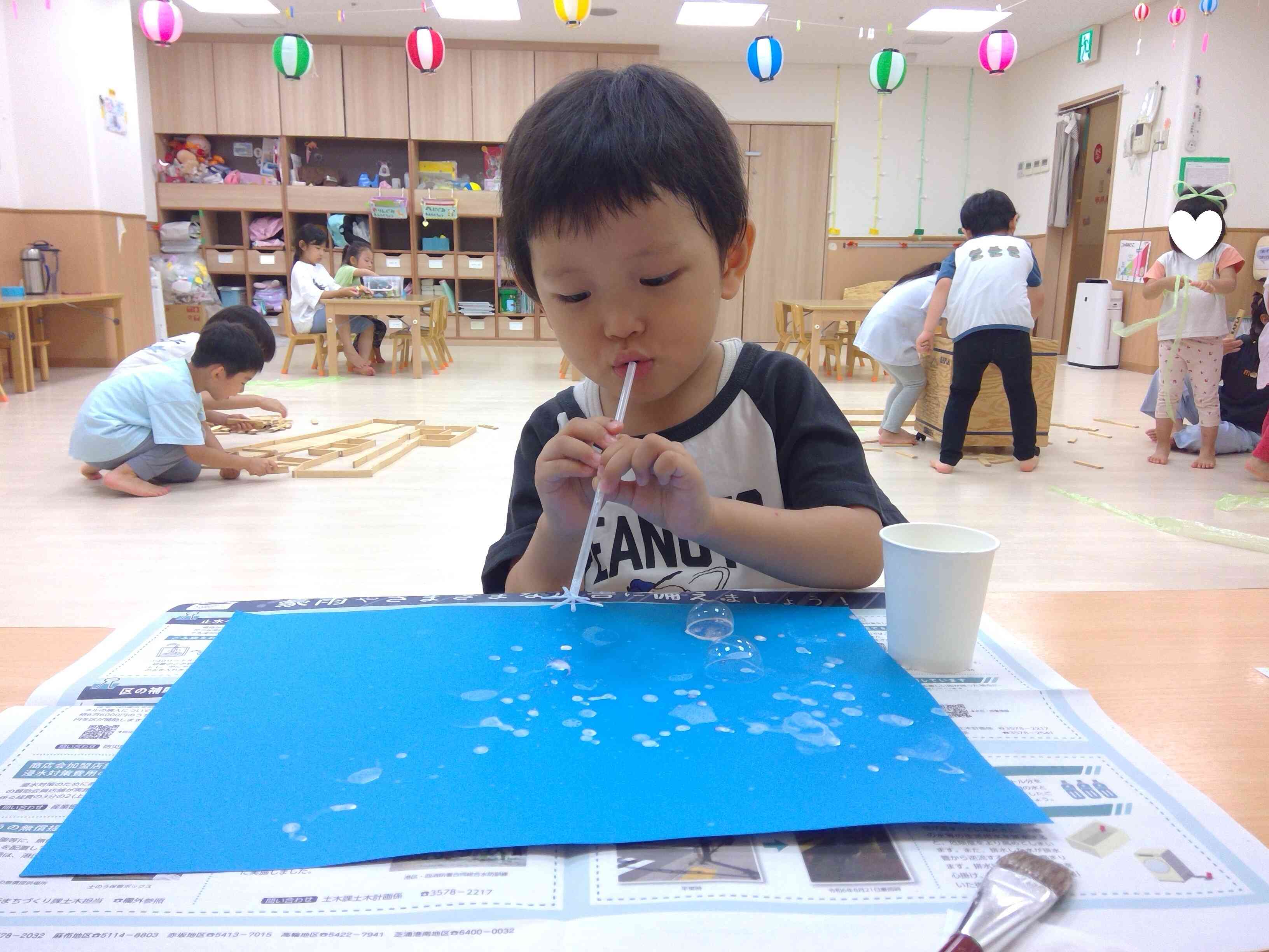 しゃぼん玉アート（3歳児りす組）