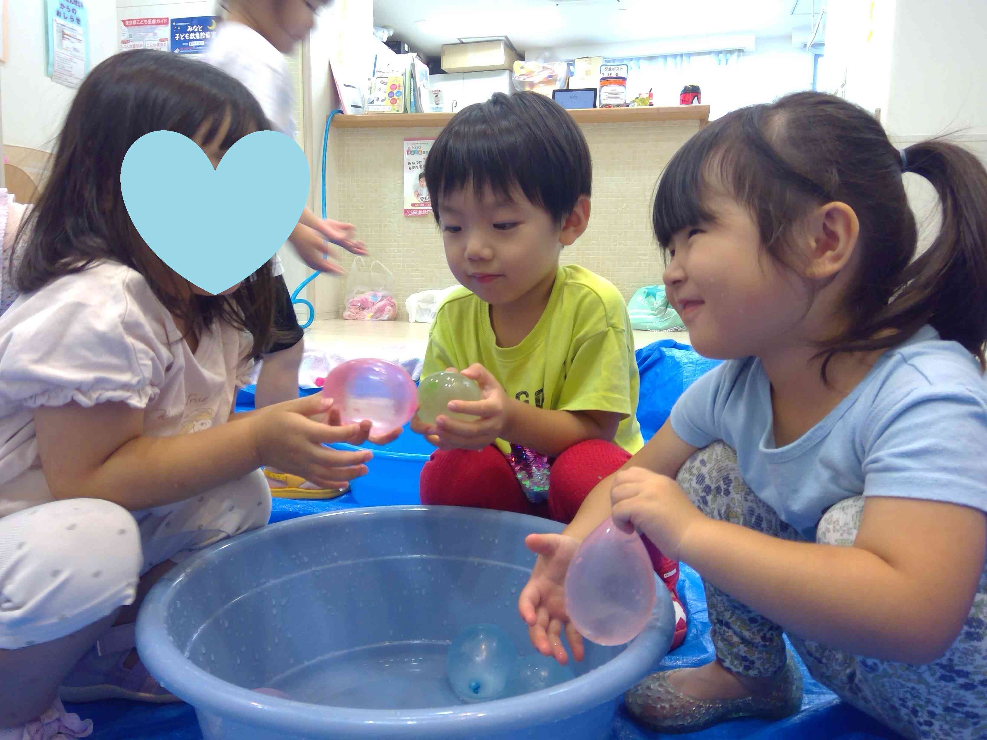水風船、おもしろいね♪