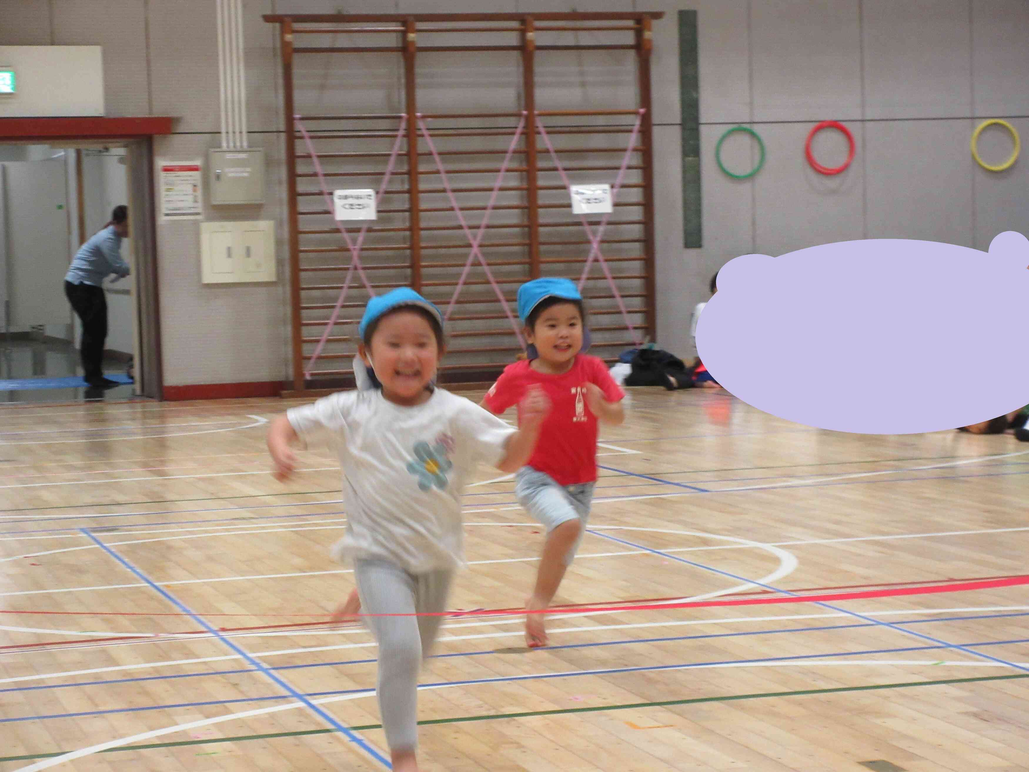 りす組（3歳児クラス）のかけっこです☆