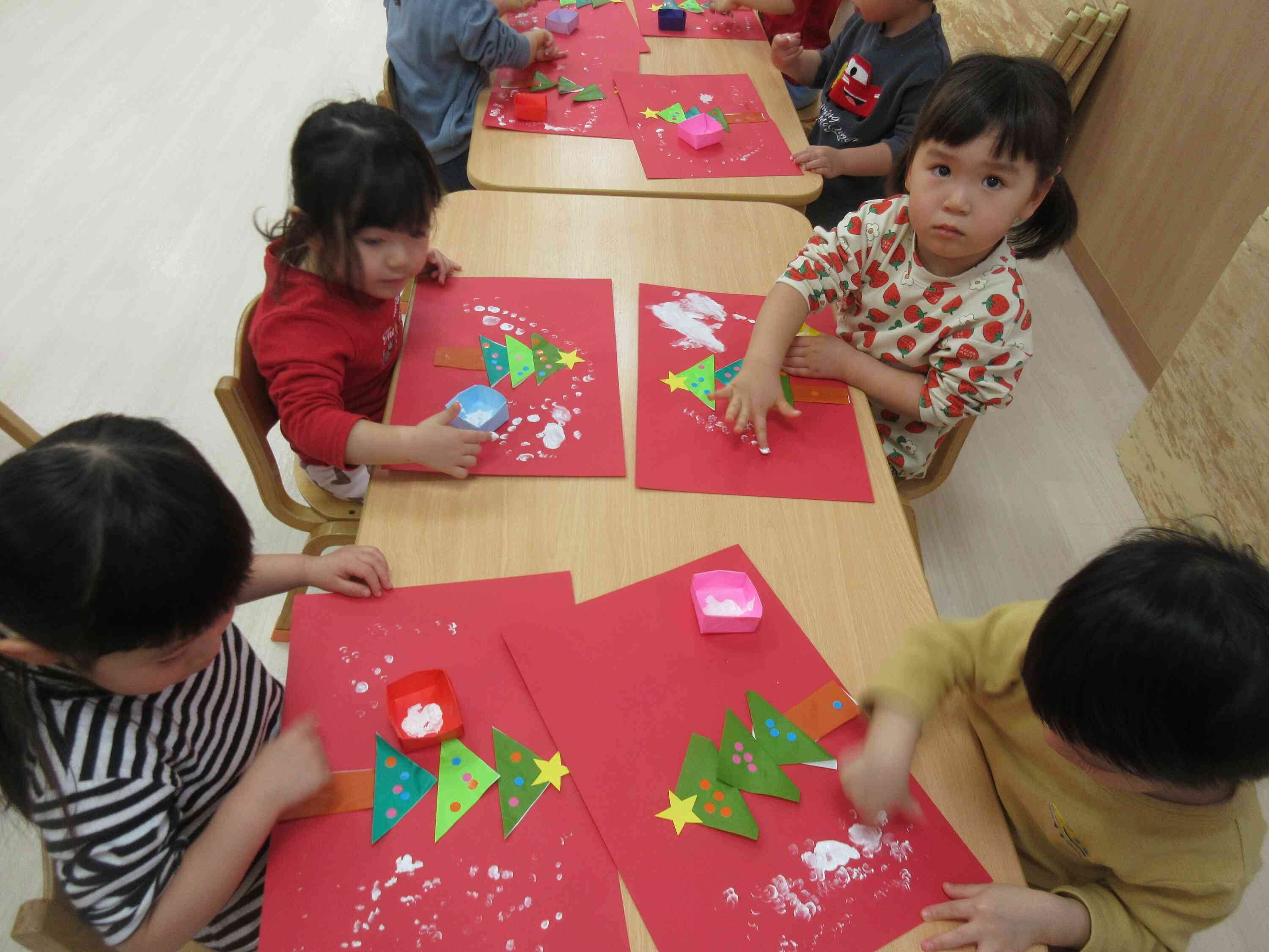 最後は雪を降らして。