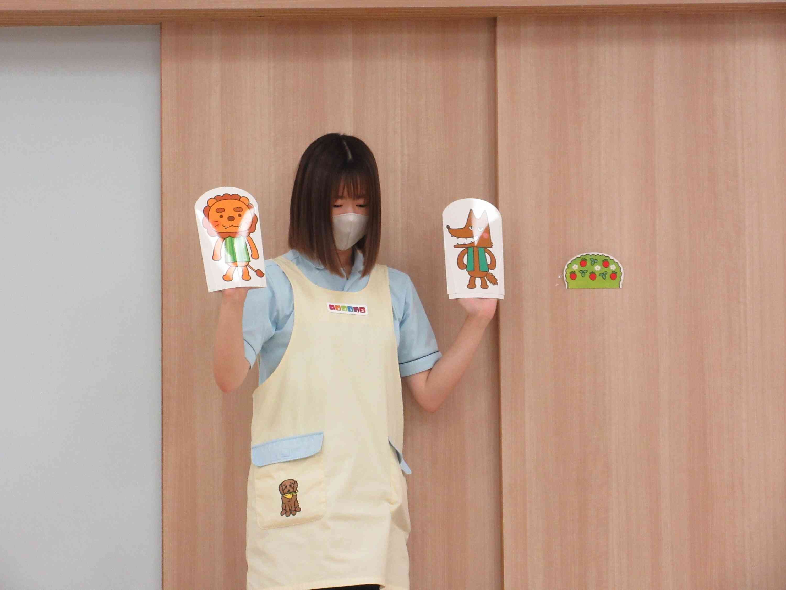 先生からの出し物はパネルシアターでした！最後にケーキが出てきてみんなでたべたよ☆