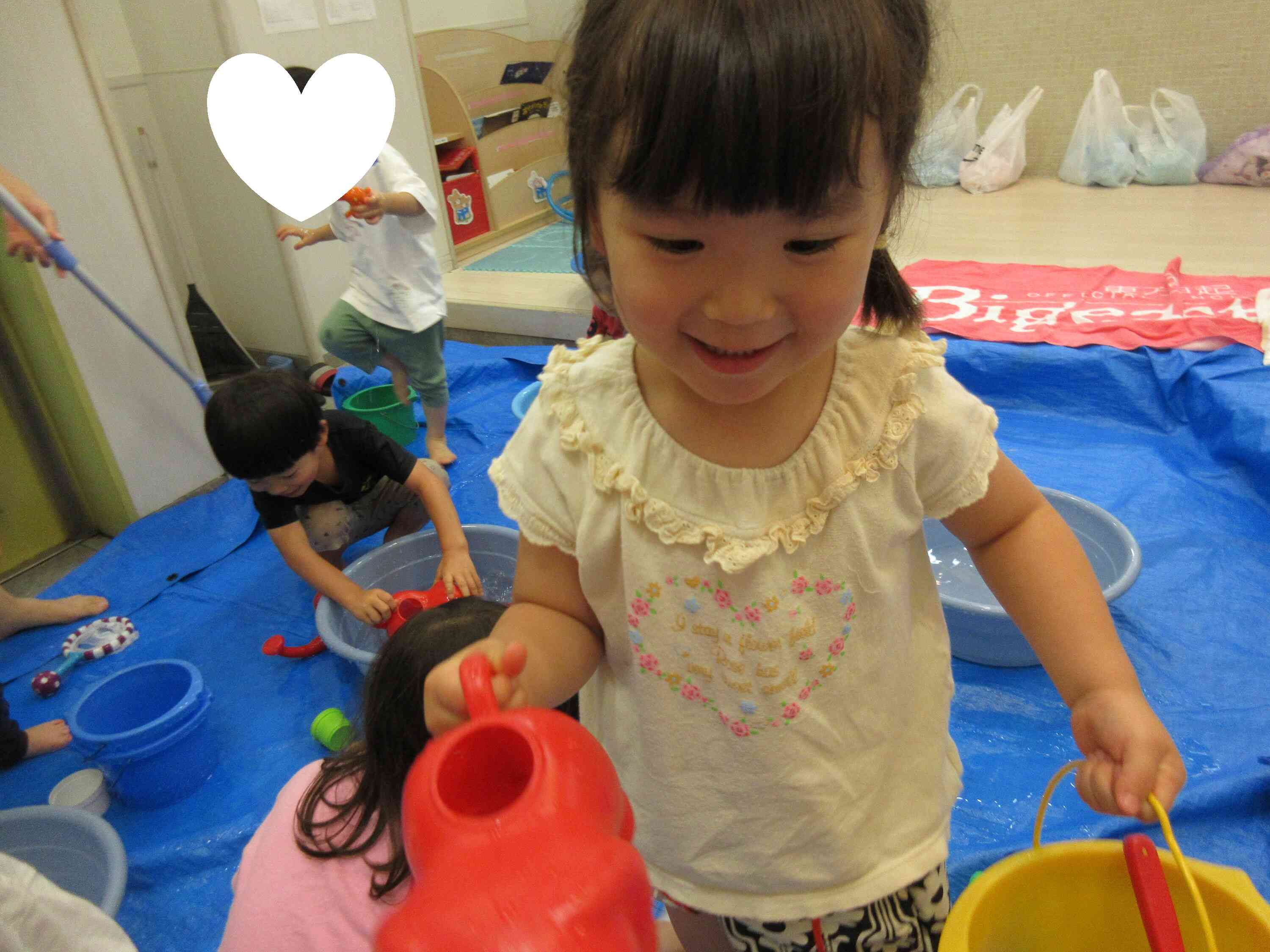 水遊び（3歳児りす組）