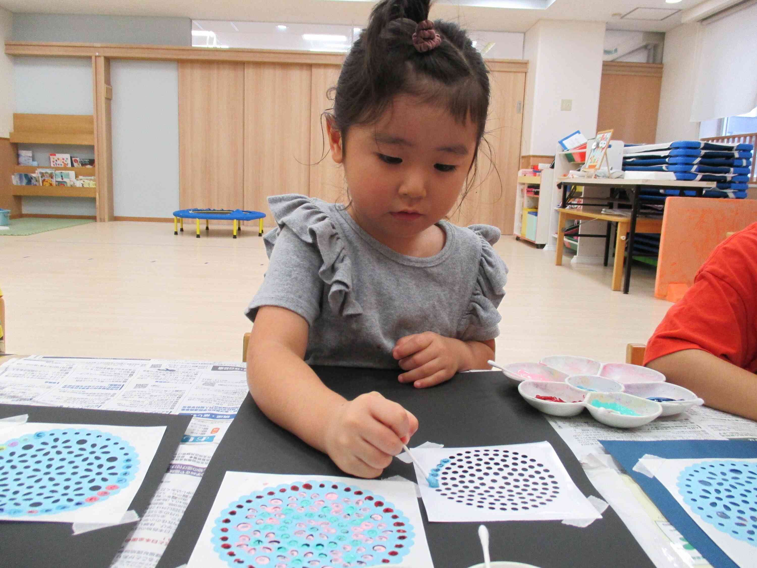 花火の製作をしました！（4・5歳児 ぱんだ・きりん組）