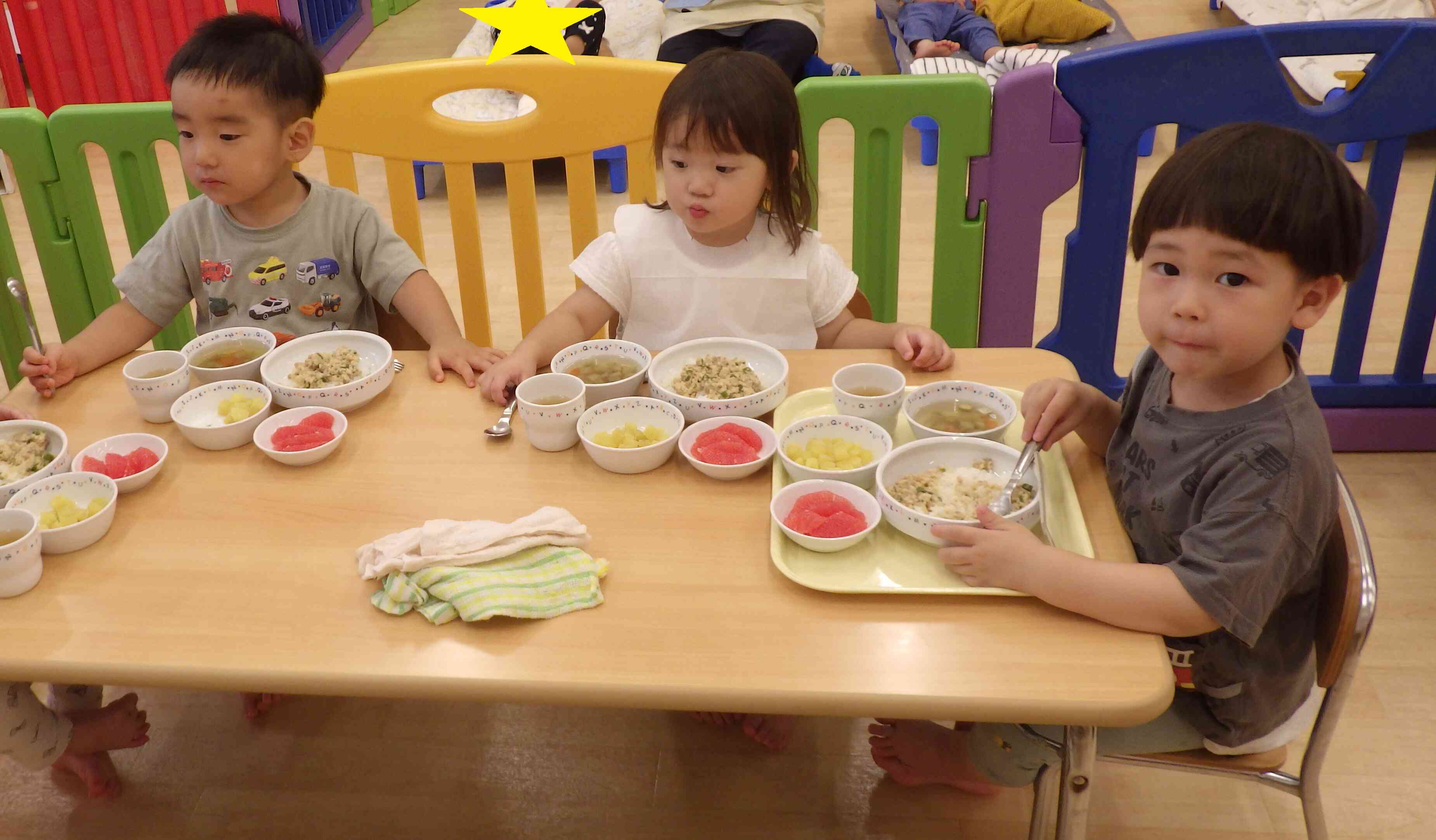 給食おいしいよ!