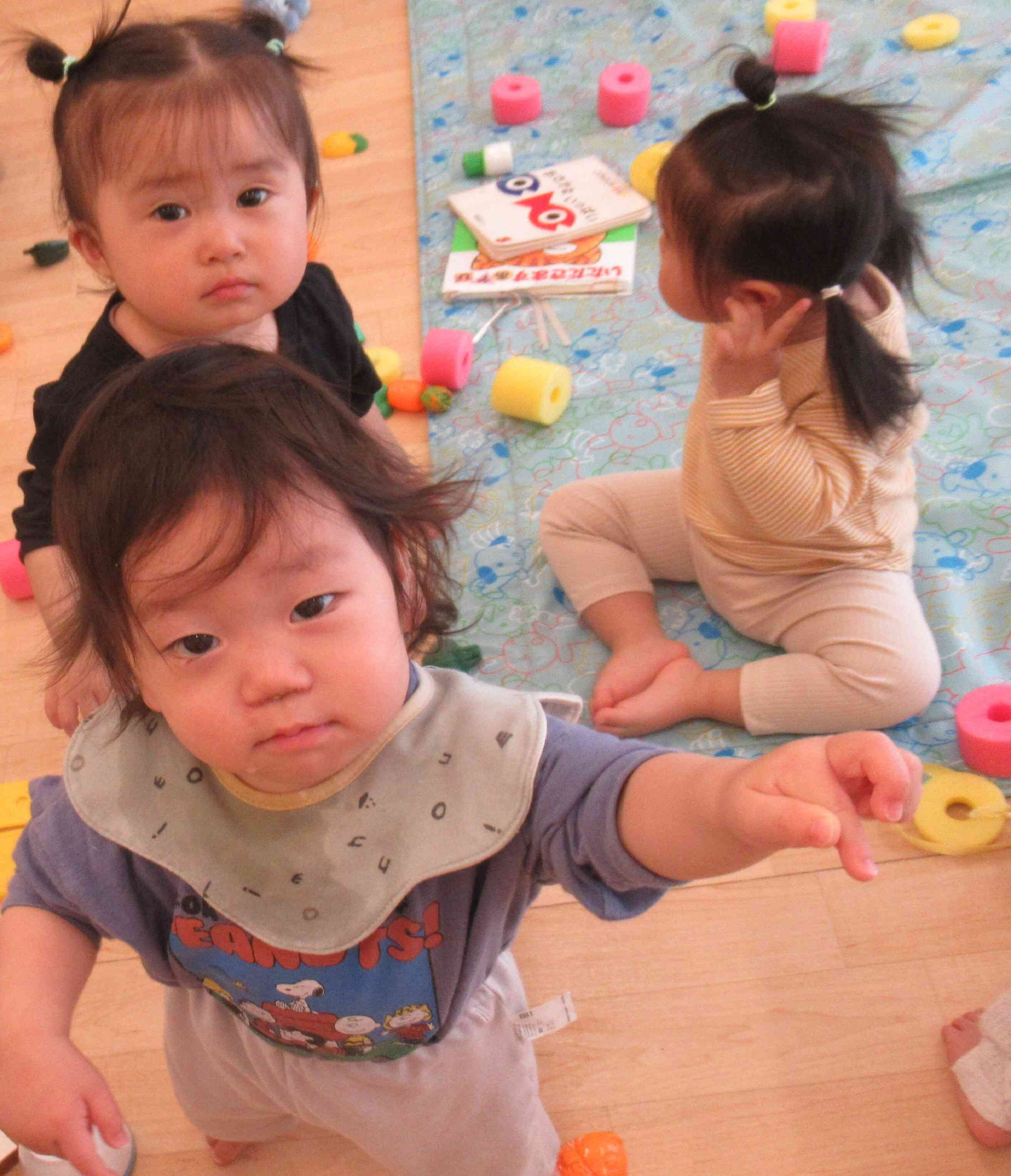 入園したお友だちも、進級したお友だちも仲良しね。