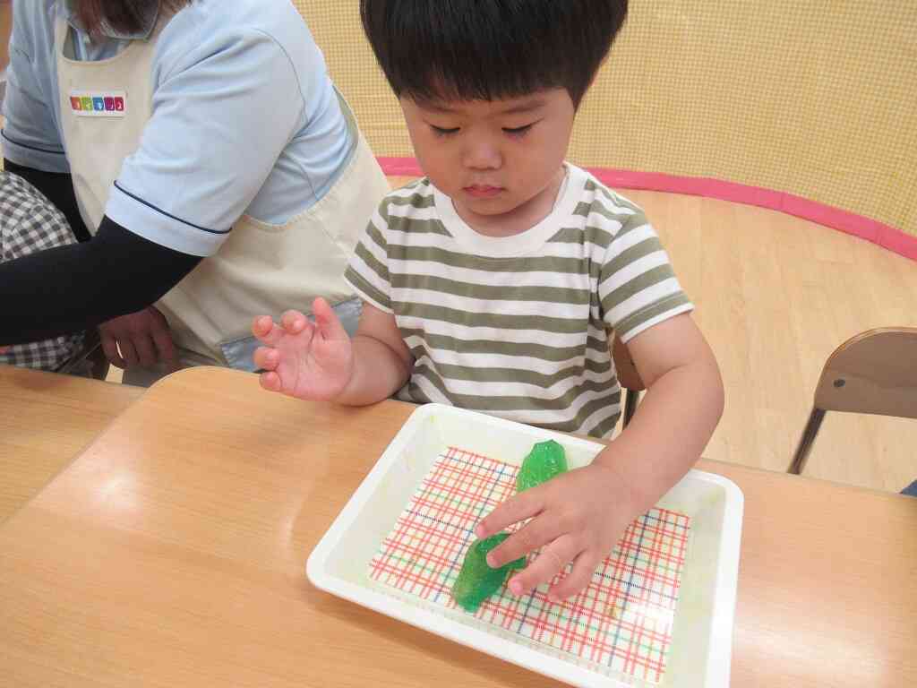 細長～いヘビさん♪