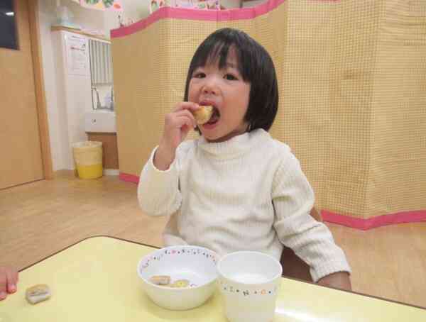 吹き寄せおにぎりはおいしいね。おかわりをしたよ。