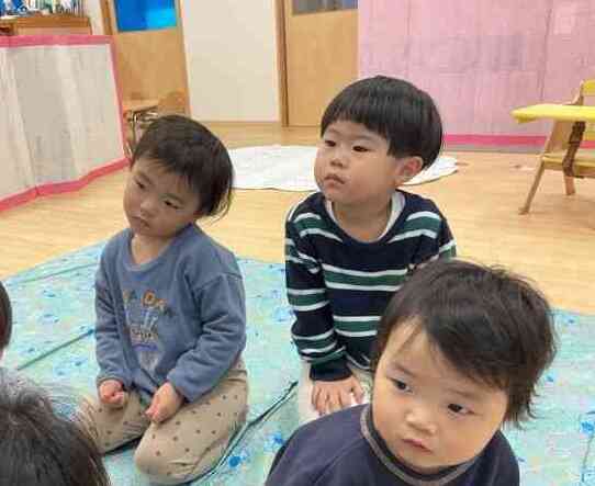 上手に座ってお話を聞くことができました！