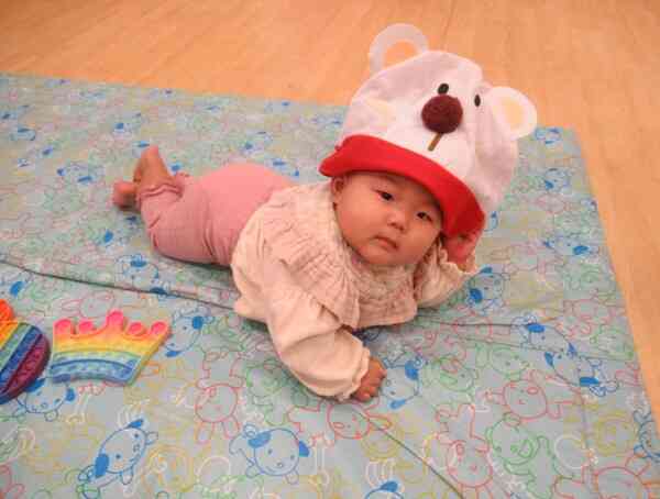 お座りができるようになったよ♬