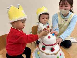 誕生日のお友だちをお祝いしたよ♪